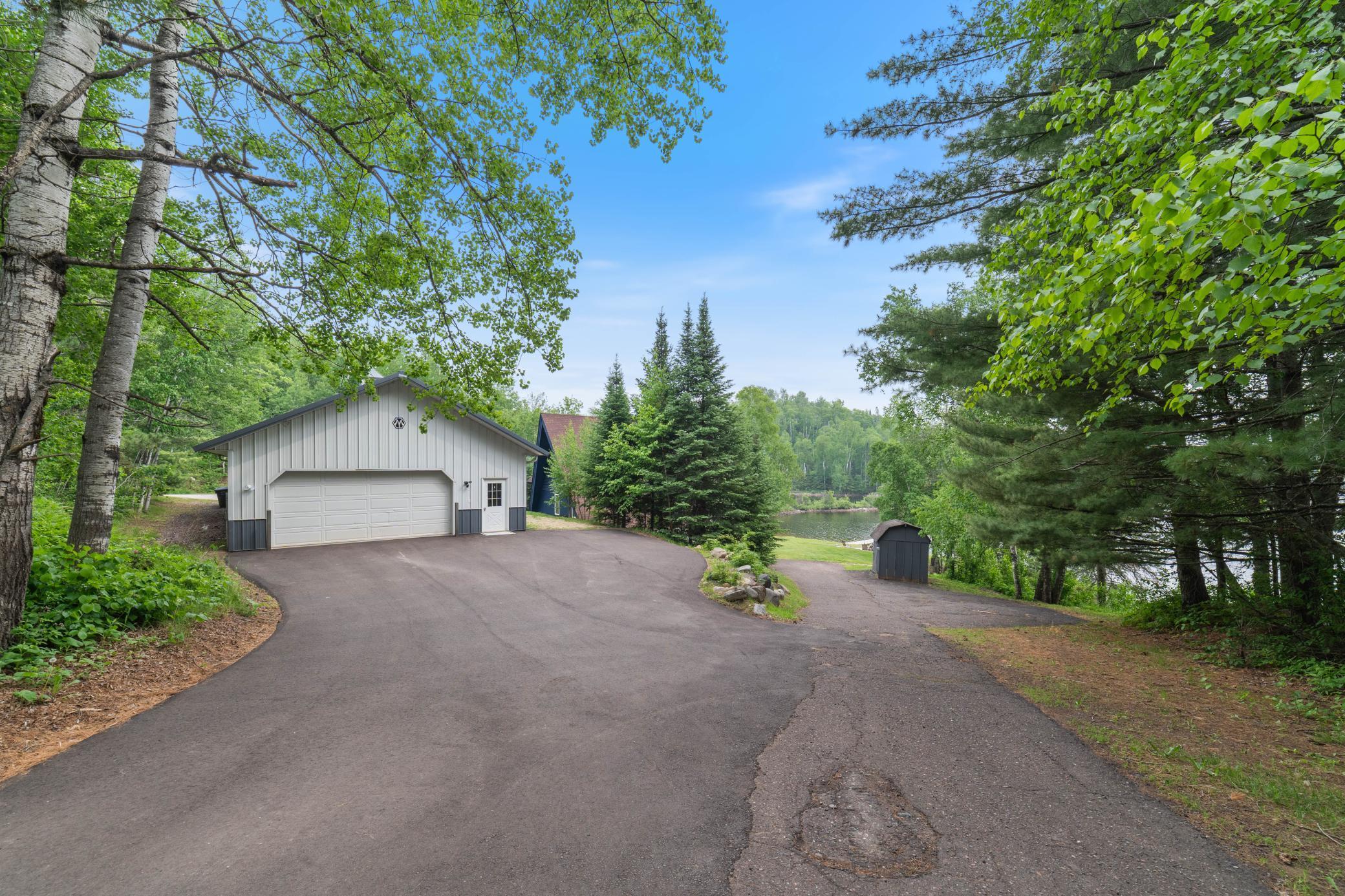 5226 Pontoon Bay Road Property Photo 14