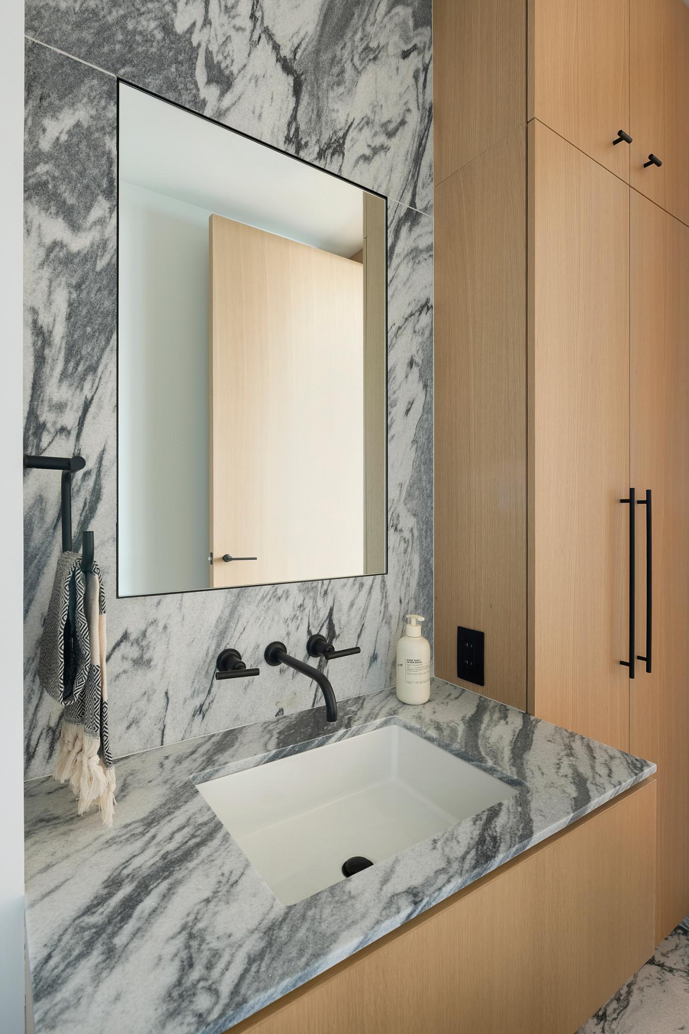 255 Hennepin Avenue 3404 Property Photo 26