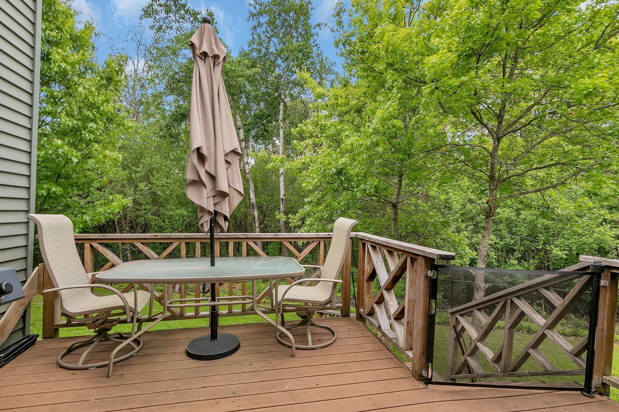 1114 Summit Way Property Photo 6