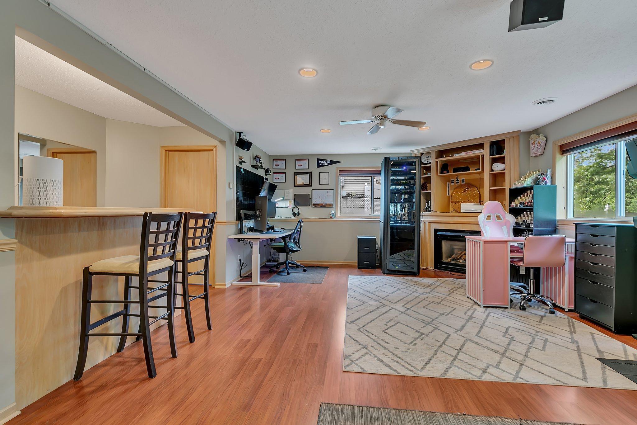 1114 Summit Way Property Photo 11