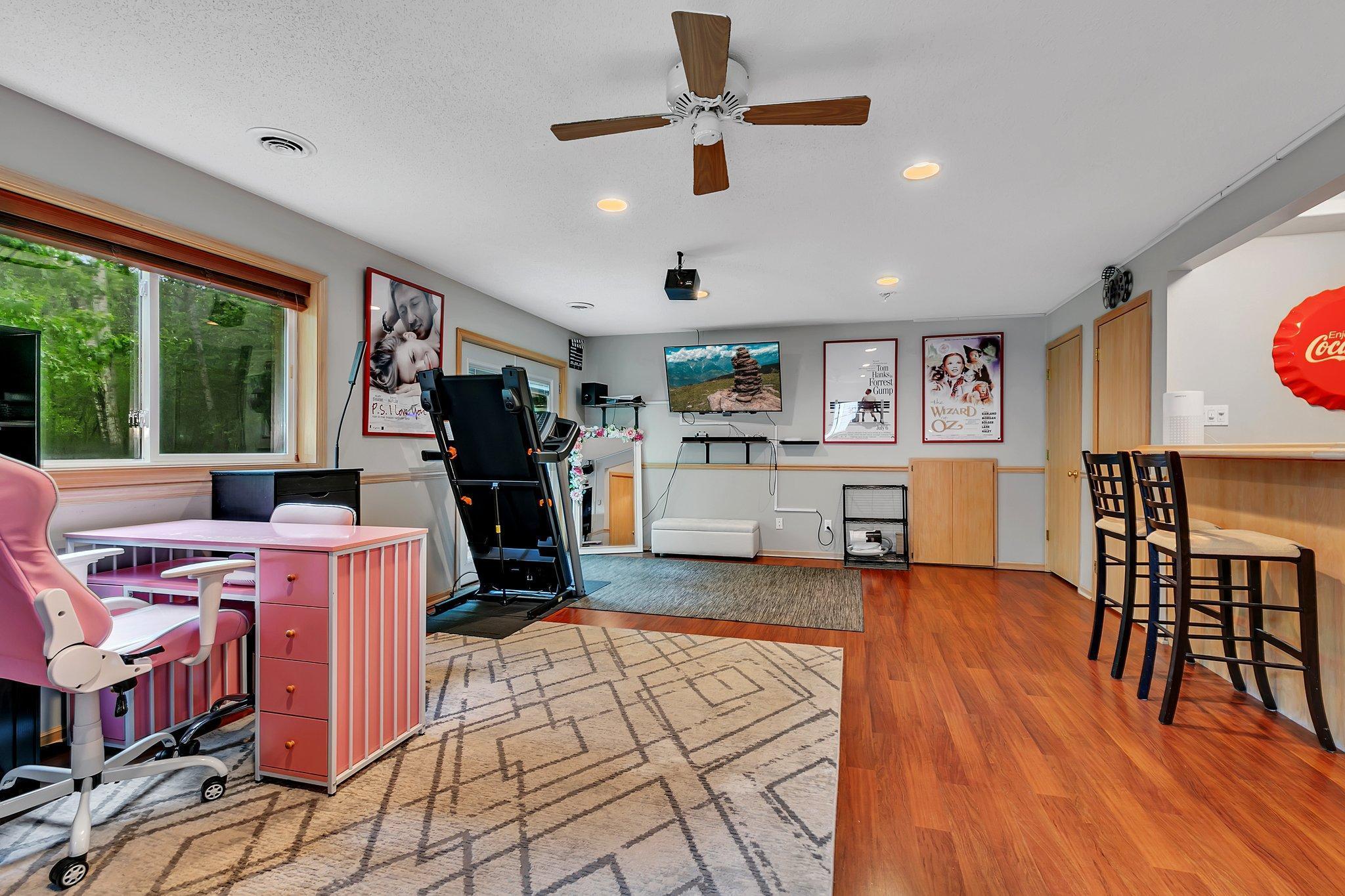 1114 Summit Way Property Photo 13