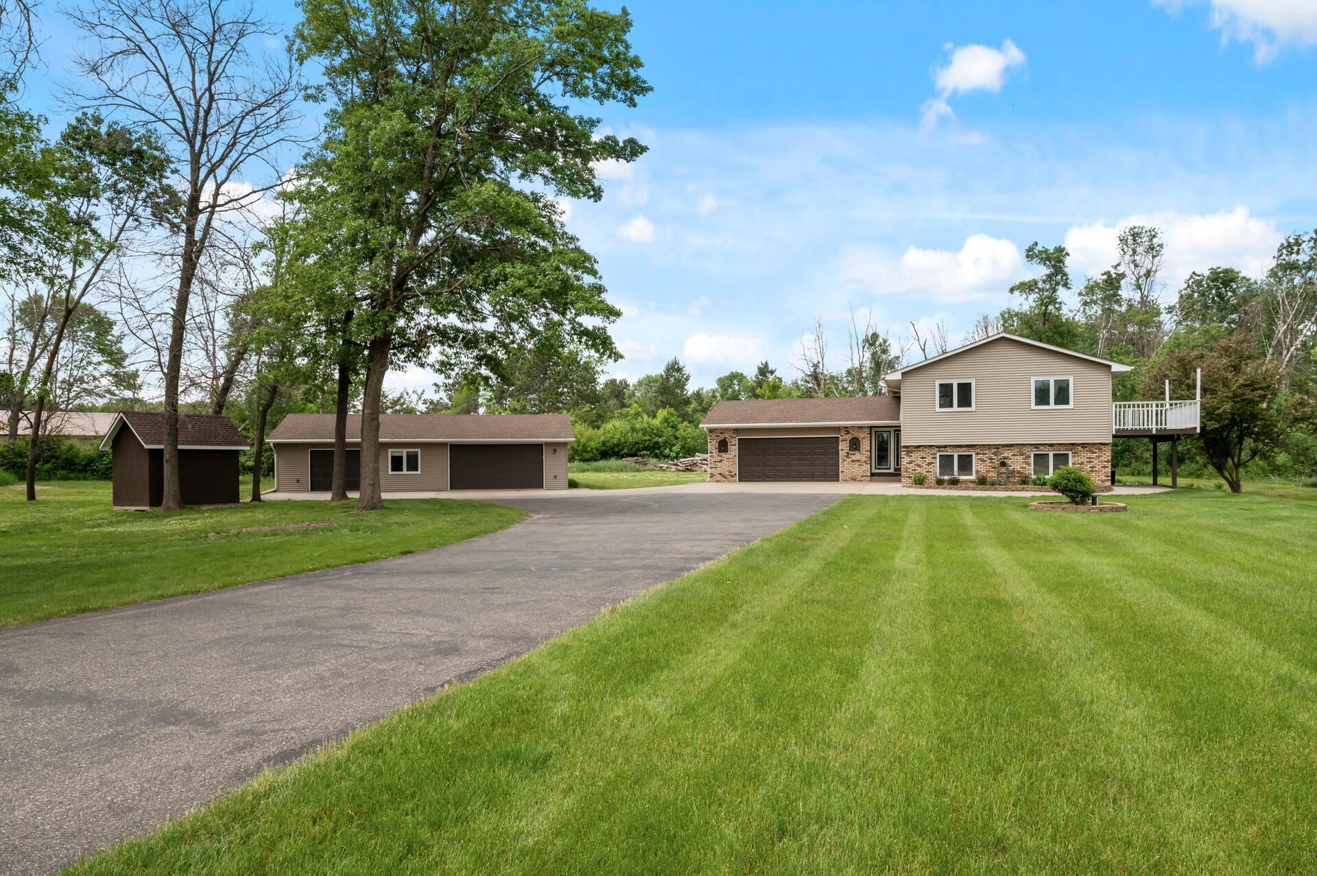 30170 Norway Drive Property Photo 1