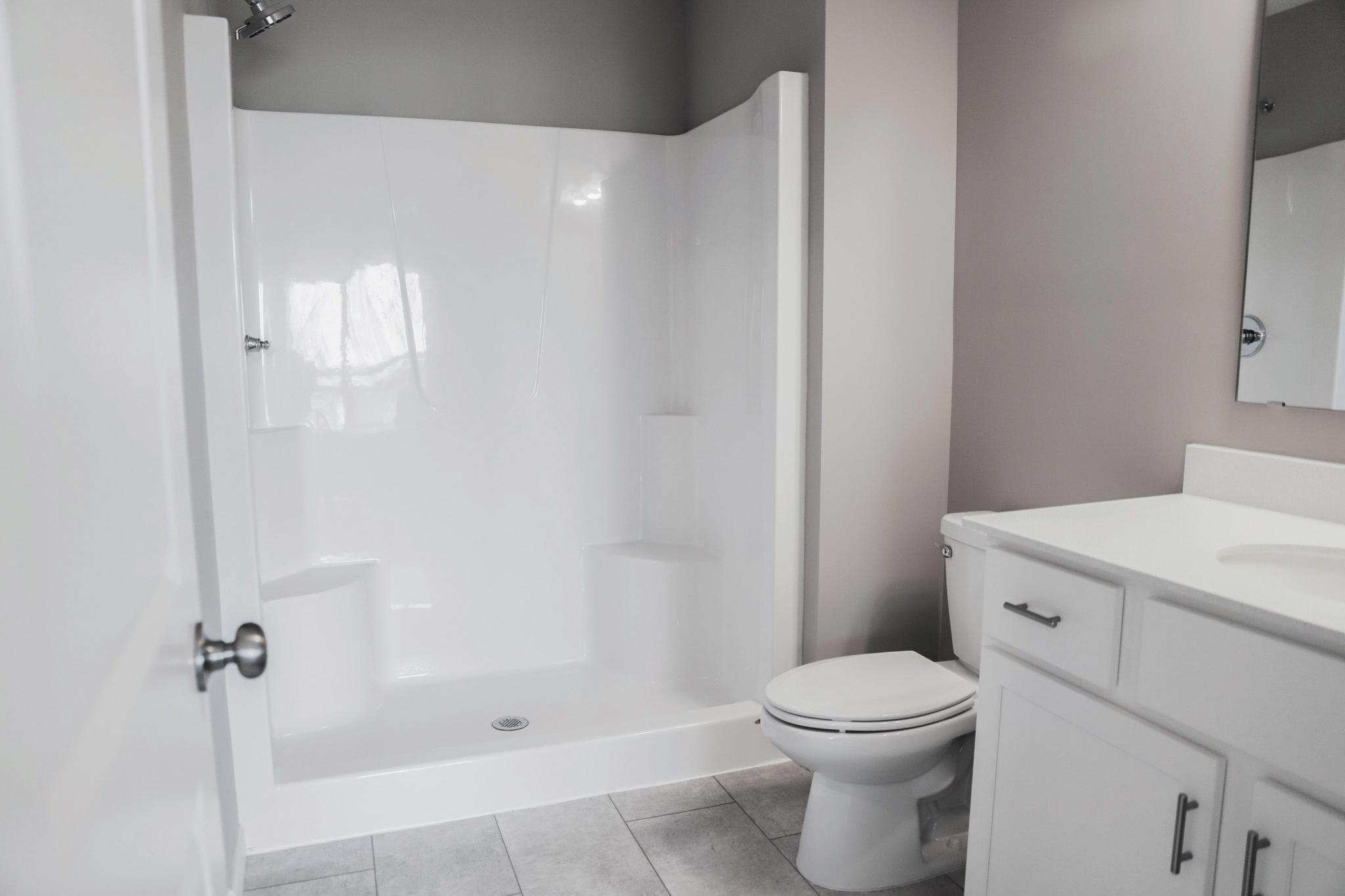 2443 Greenbriar Lane Property Photo 10