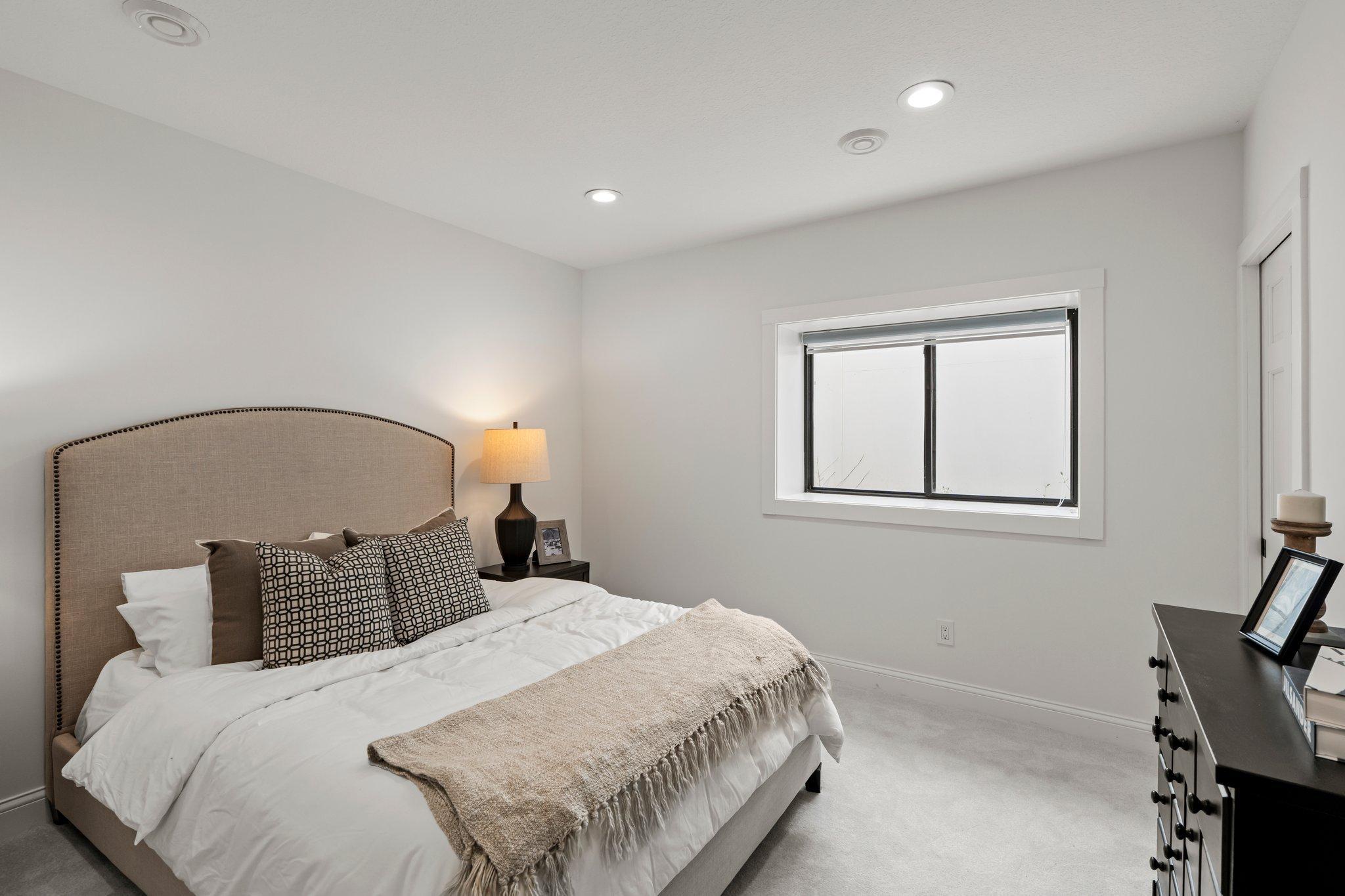 9743 Frontier Lane Property Photo 43