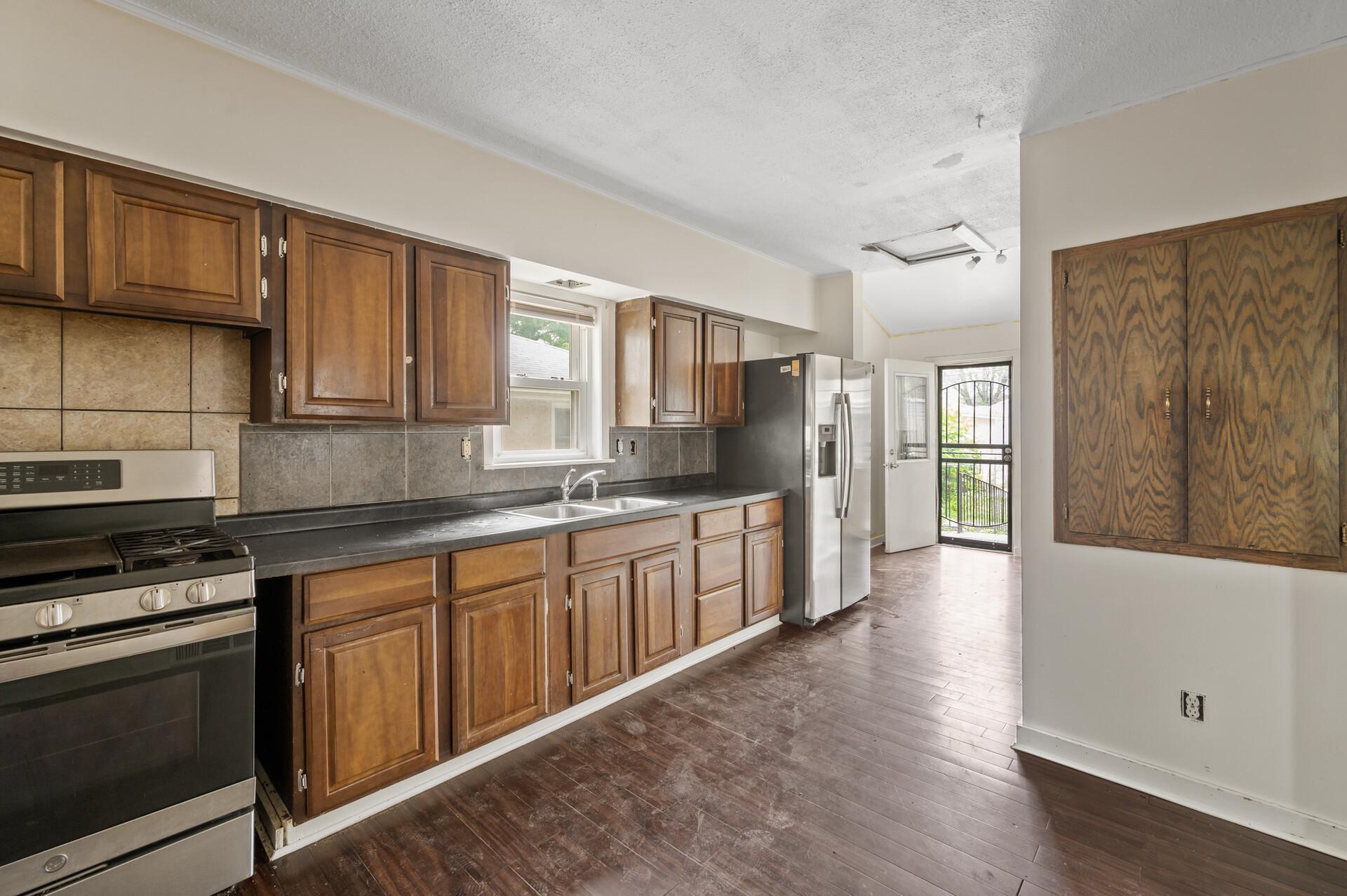 4229 5th Street Property Photo 14