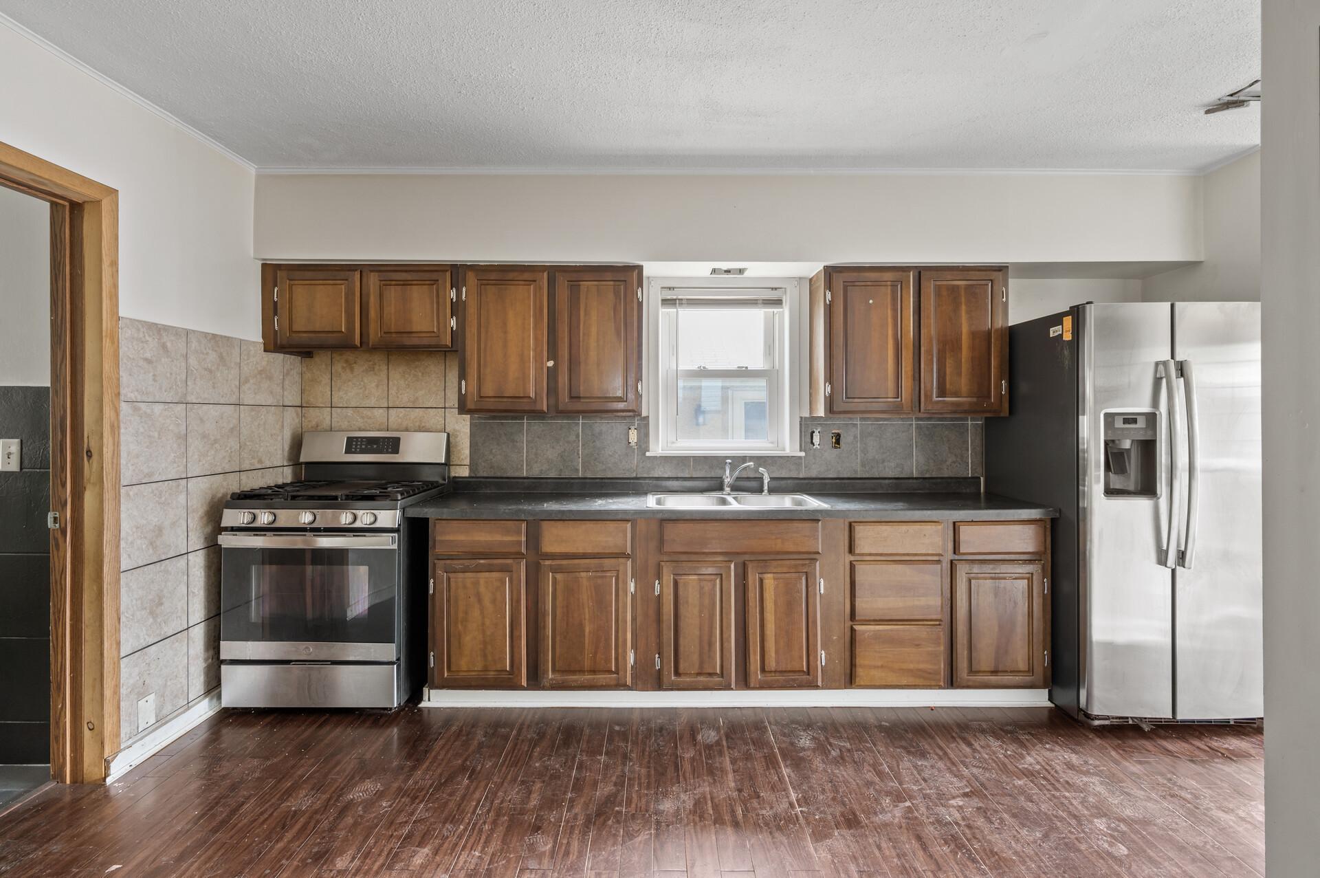 4229 5th Street Property Photo 17