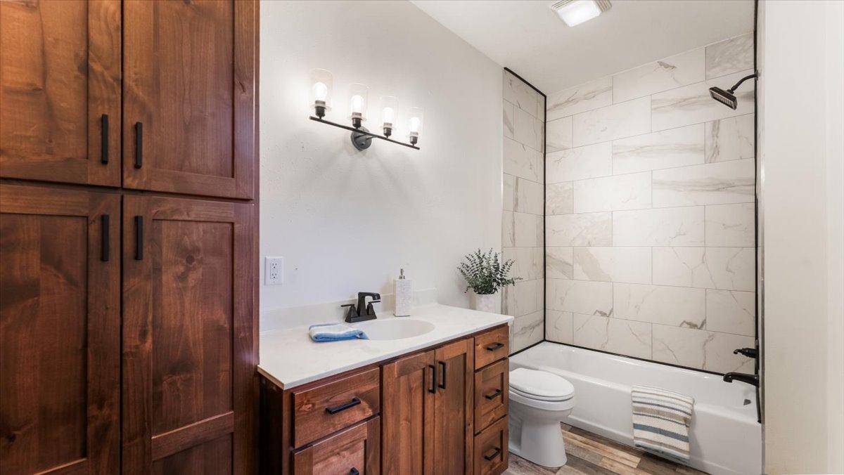 741 Riverside Road Property Photo 18