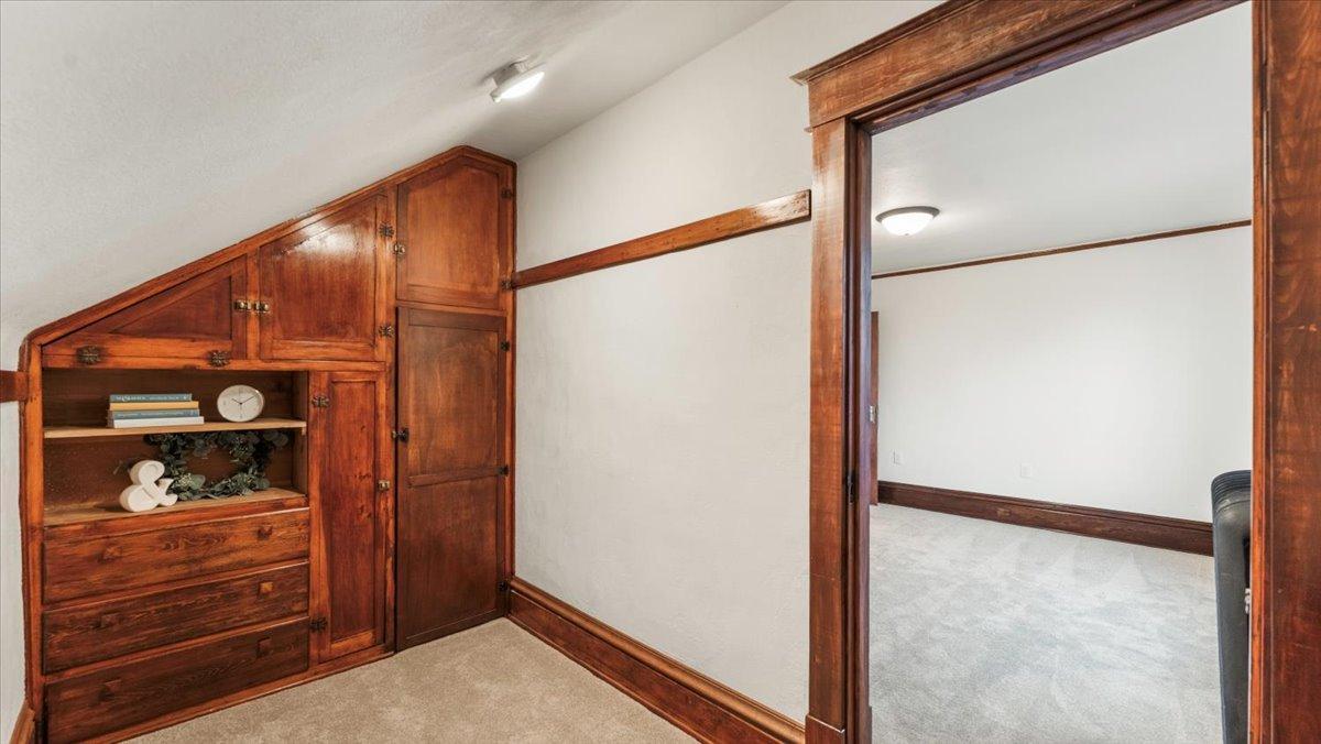 741 Riverside Road Property Photo 34
