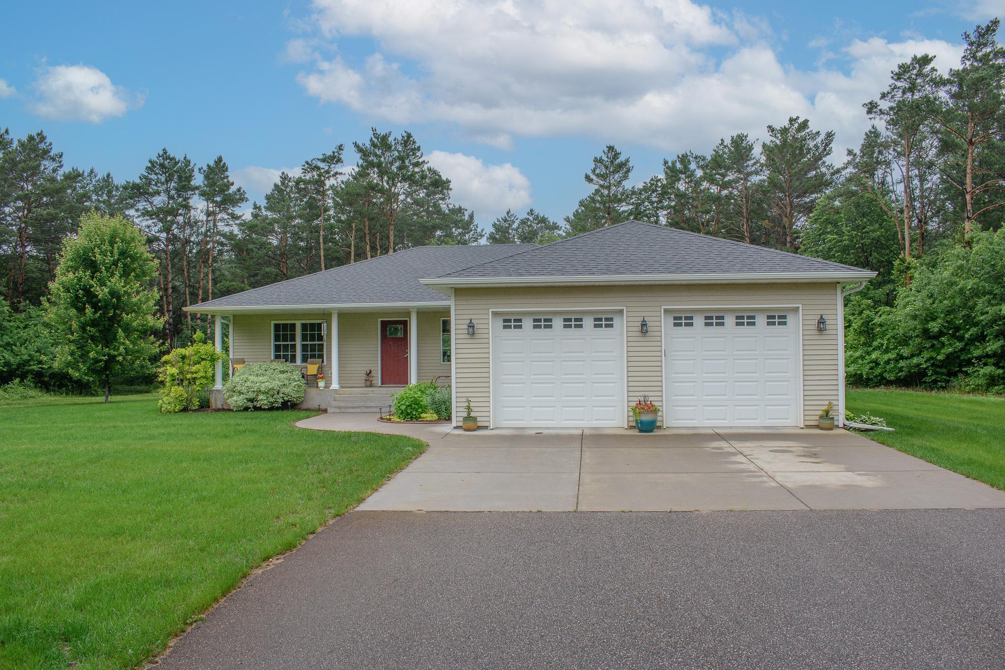 15728 Friends Court Property Photo 1