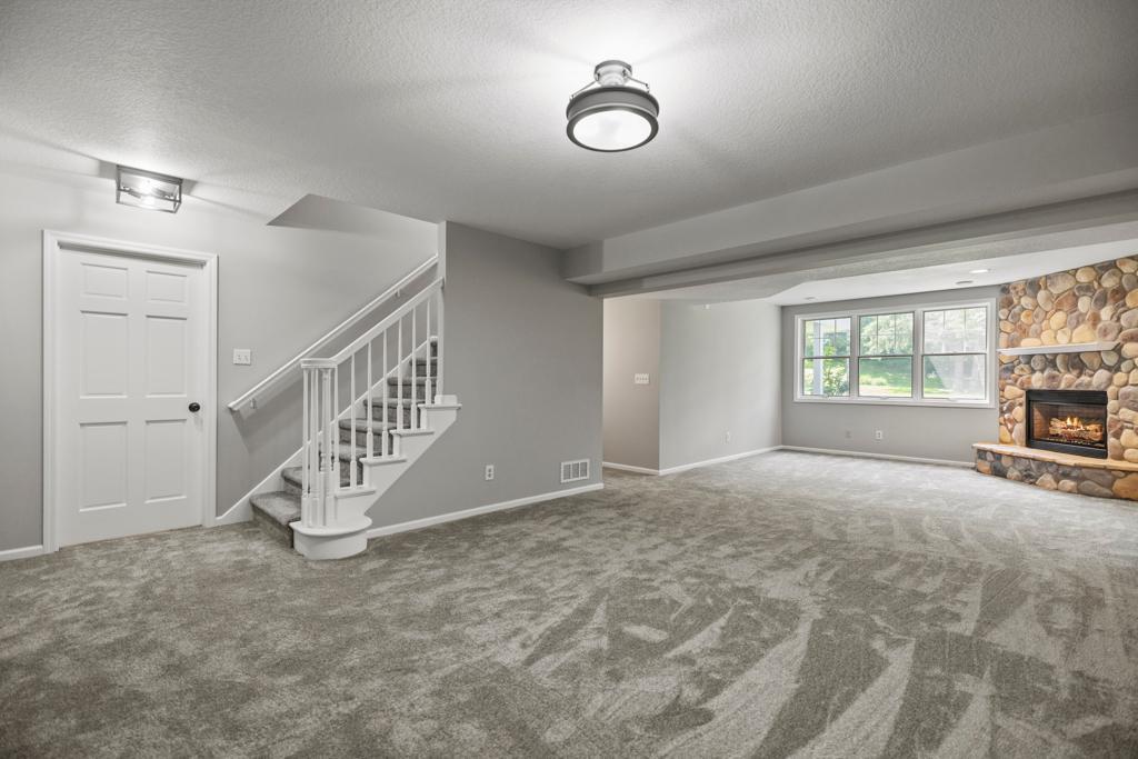 13 Echo Lake Boulevard Property Photo 31