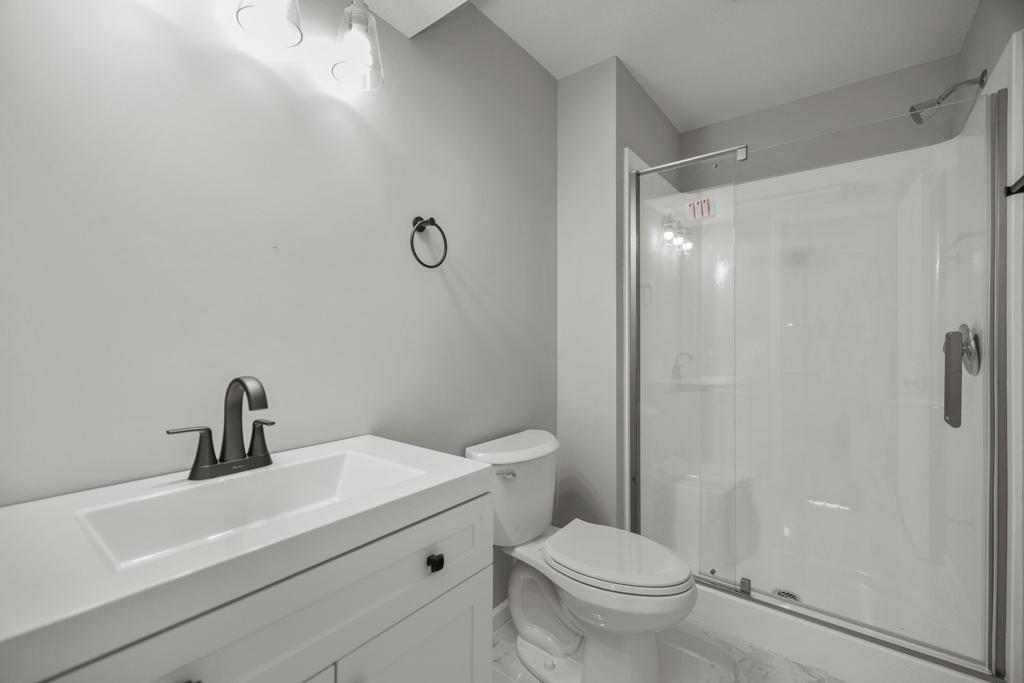 13 Echo Lake Boulevard Property Photo 36