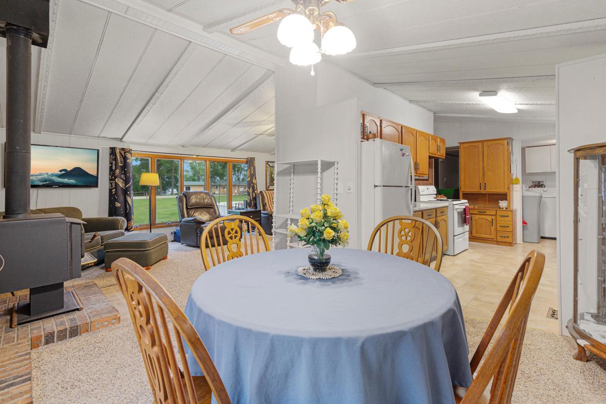 18221 Roberds Lake Boulevard Property Photo 17