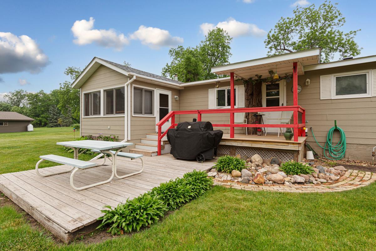 18221 Roberds Lake Boulevard Property Photo 37