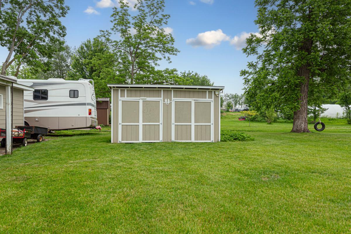 18221 Roberds Lake Boulevard Property Photo 41