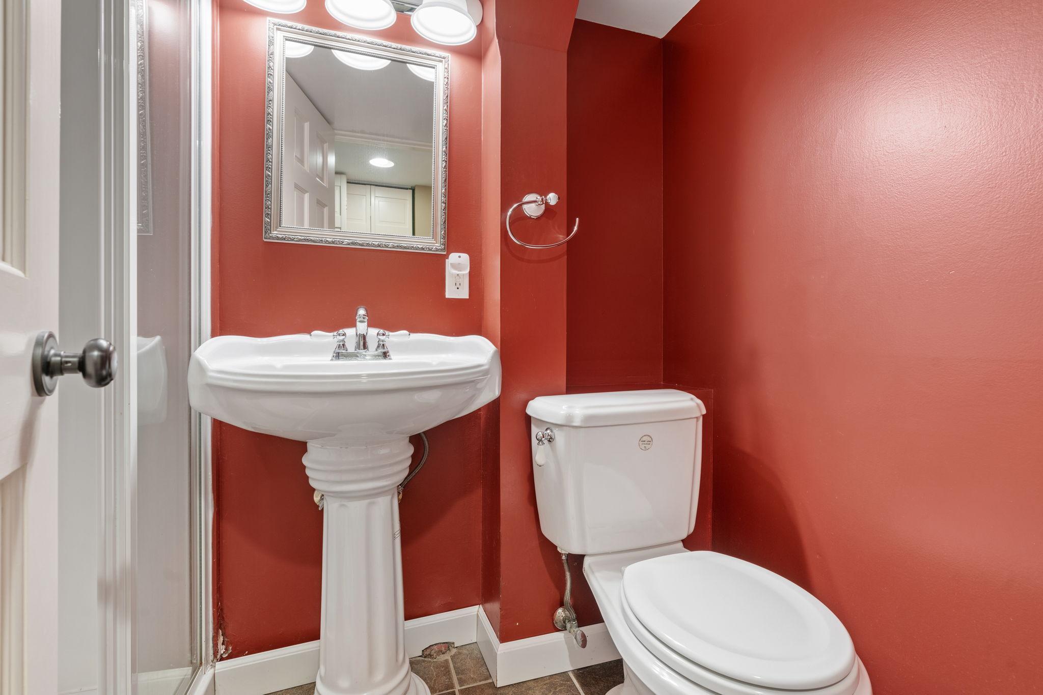 2709 Ewing Avenue Property Photo 29