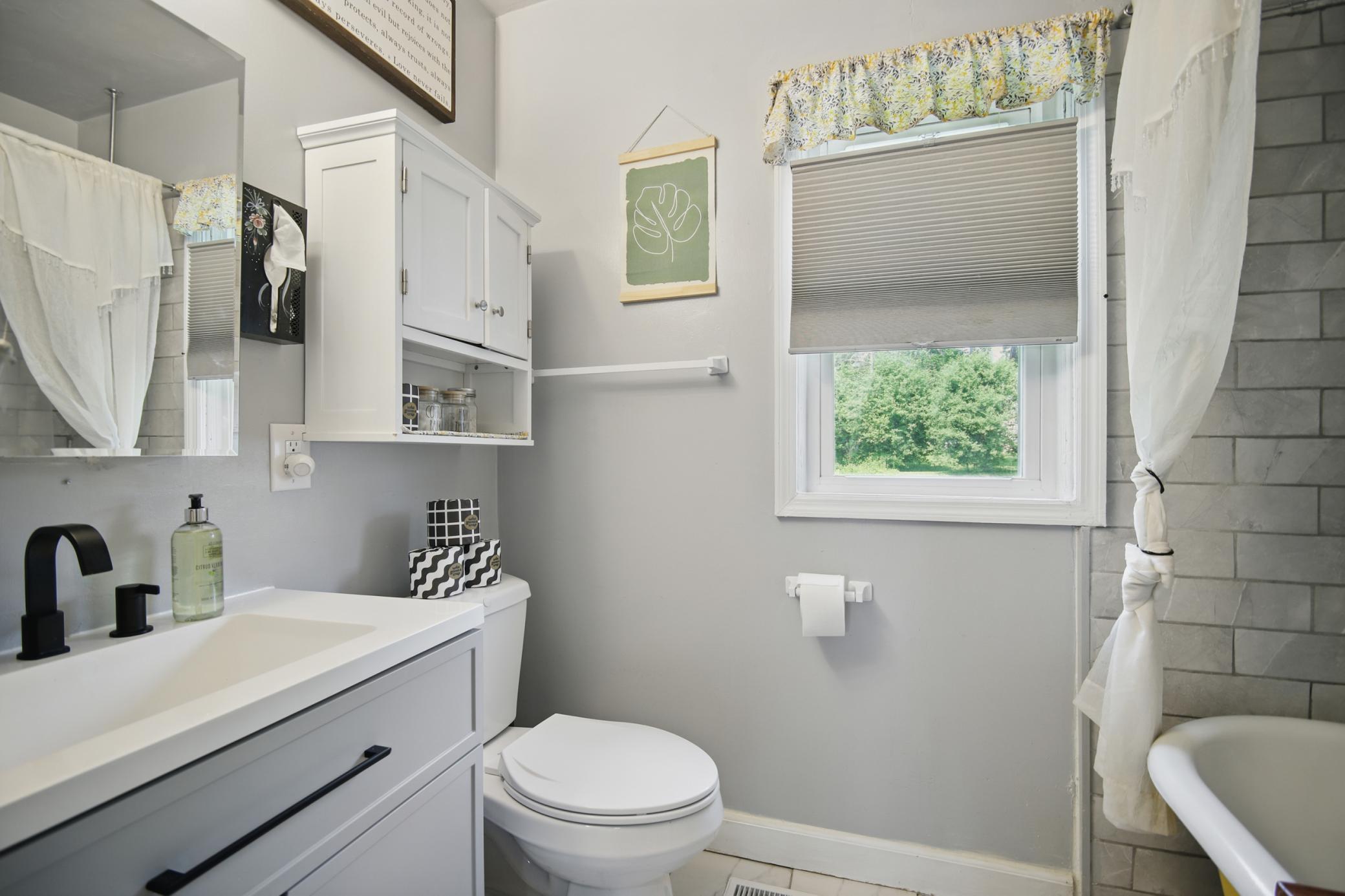418 Lincoln Avenue Property Photo 15
