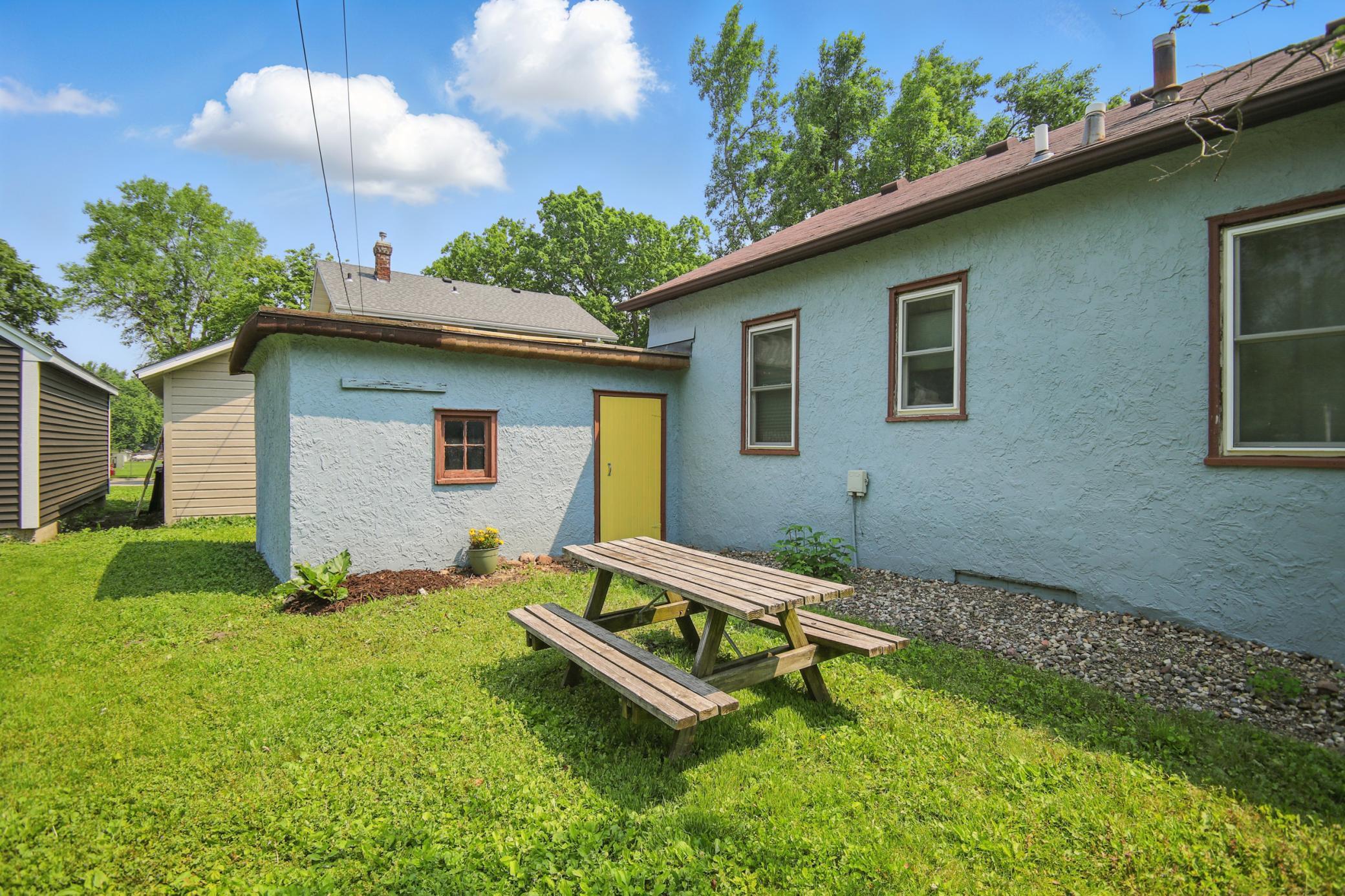 418 Lincoln Avenue Property Photo 24