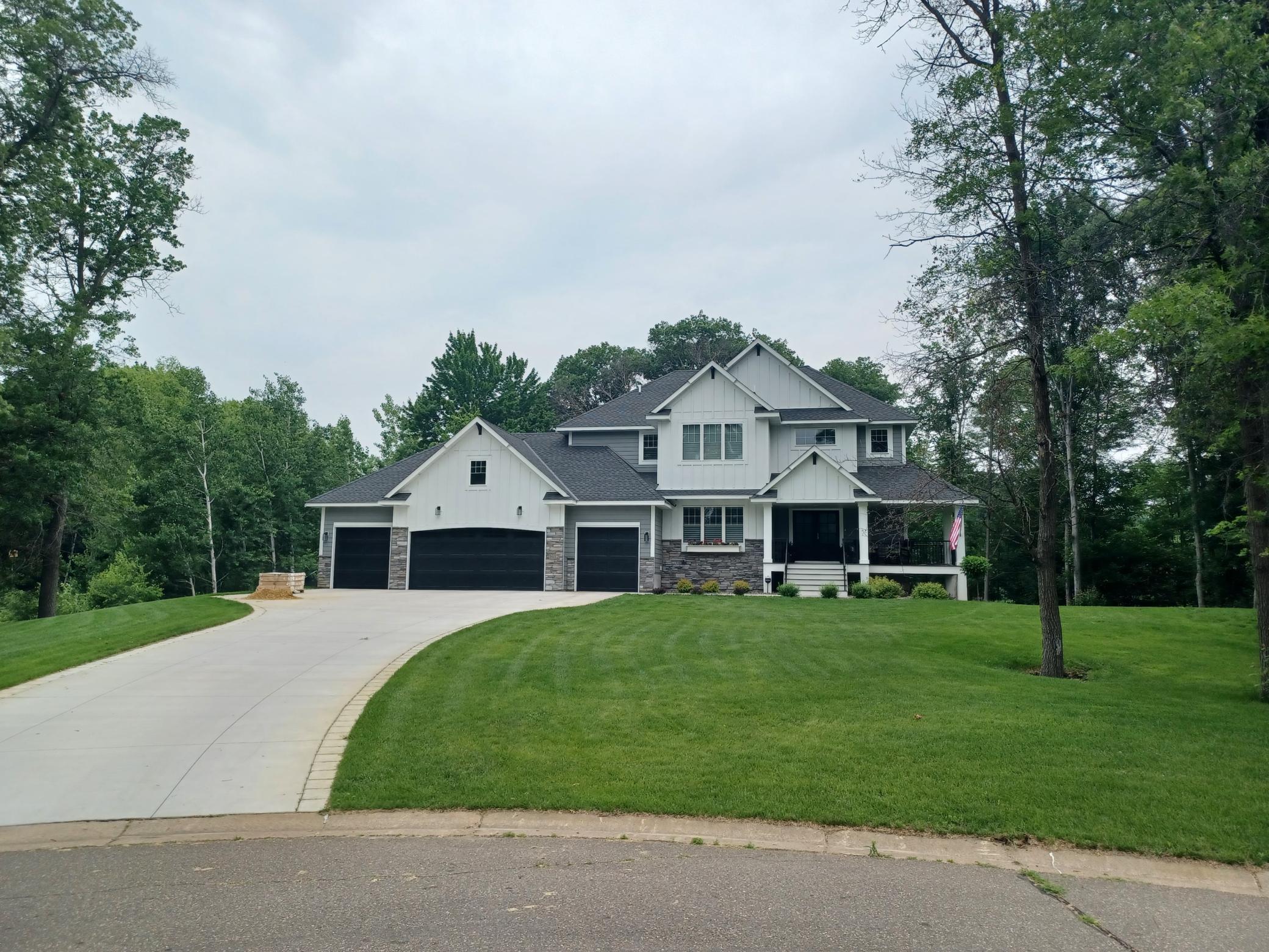 16174 Austin St Ne Property Photo 6