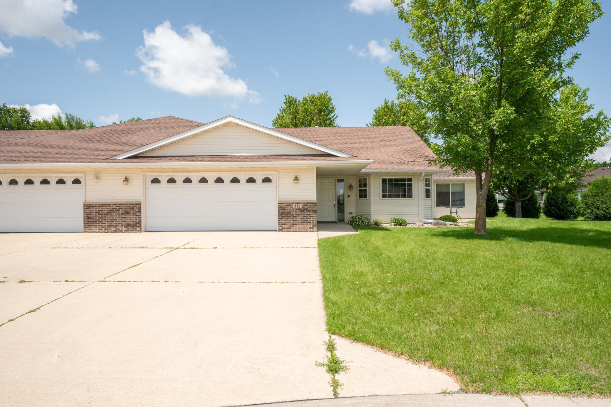 316 5th Circle Property Photo 1