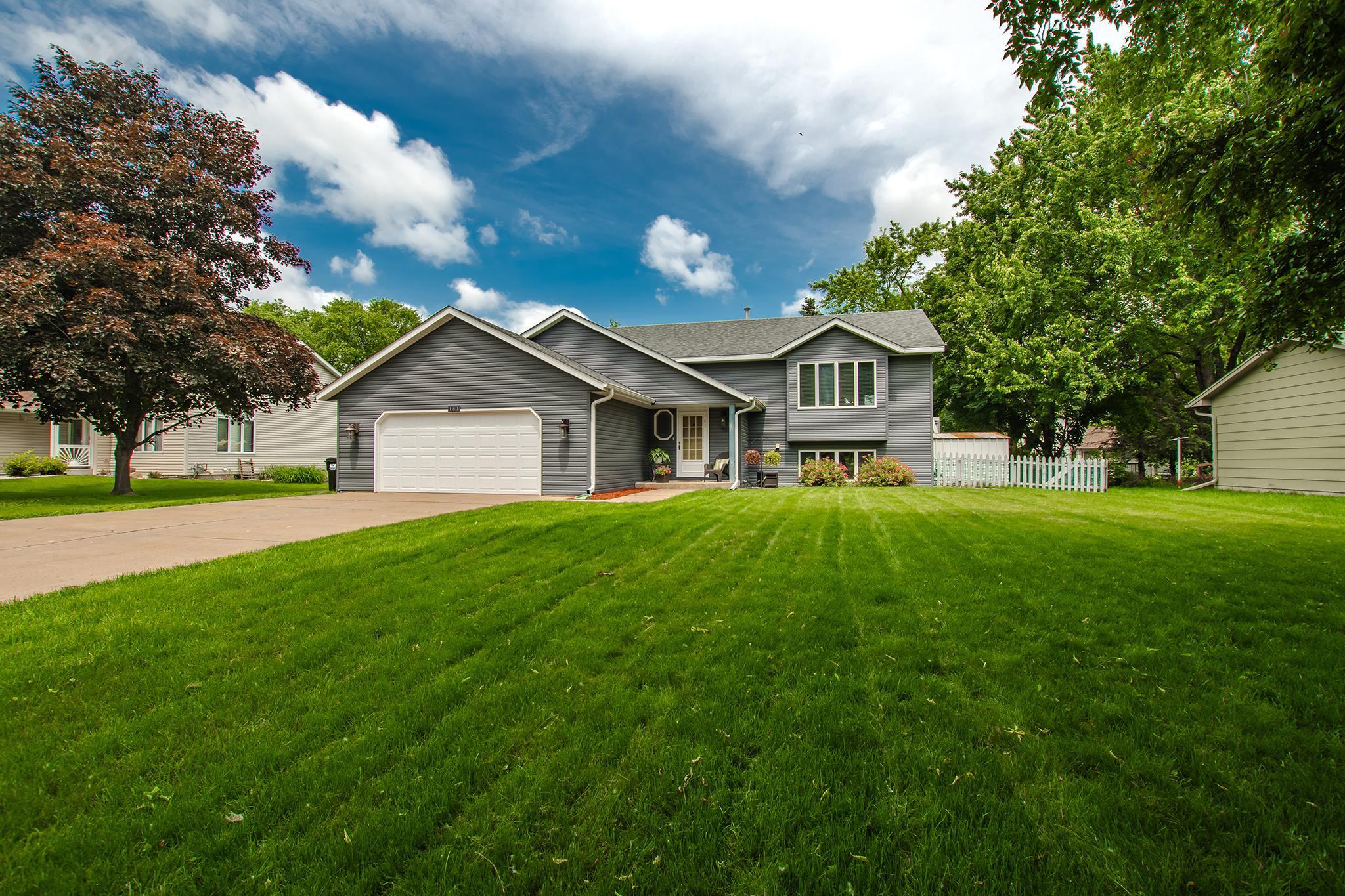 167 Green Briar Drive Property Photo 1