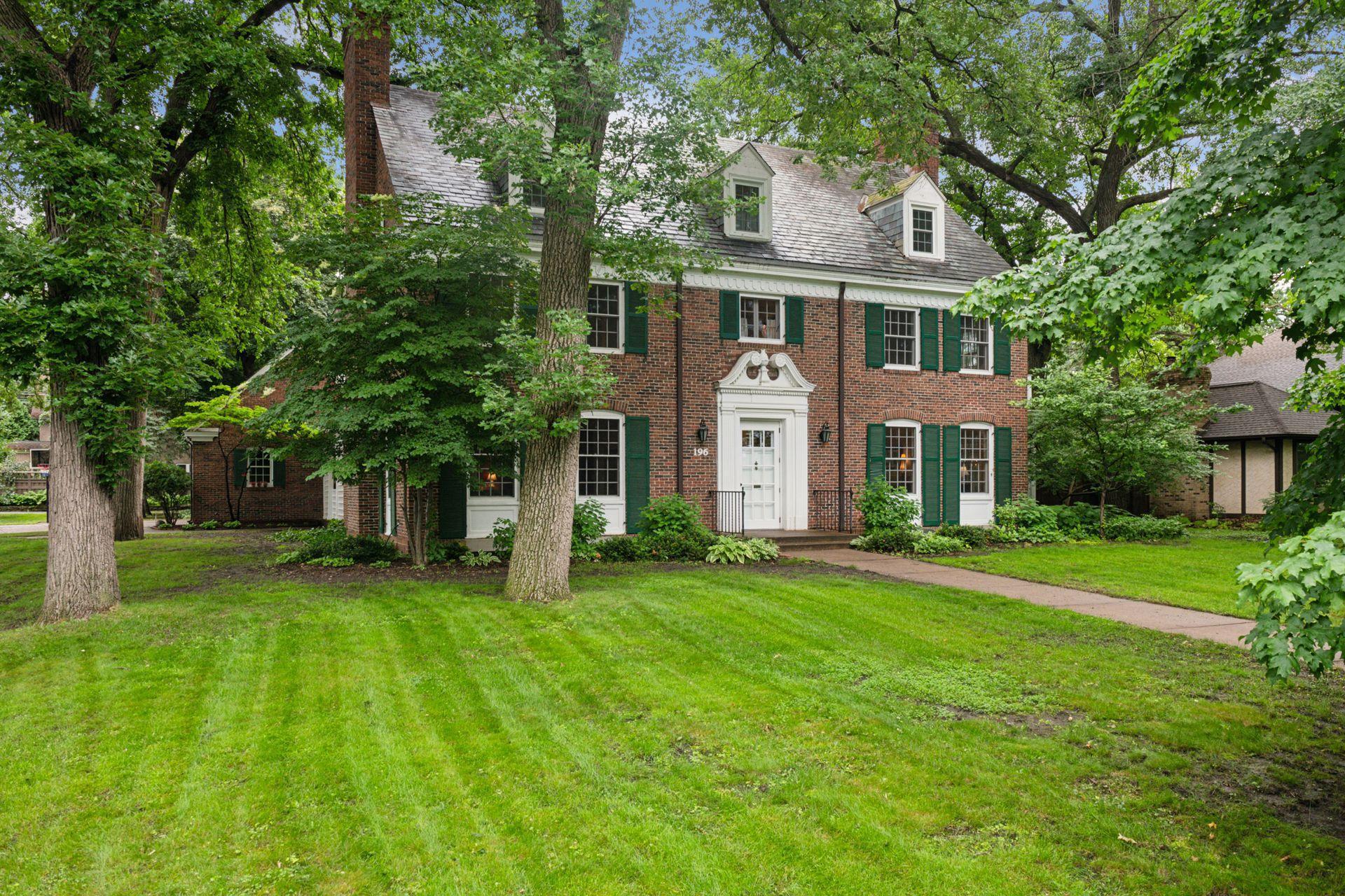 196 Mississippi River Boulevard Property Photo 1