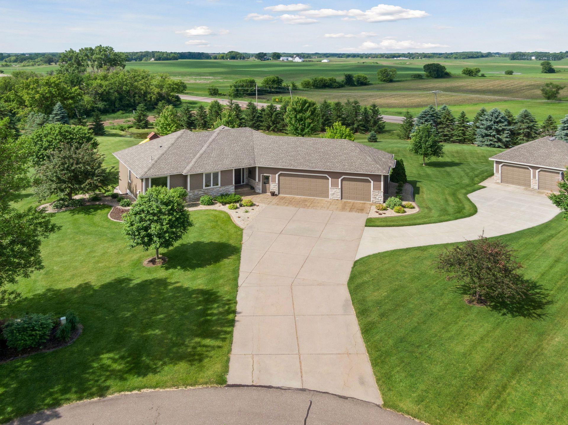 9015 Schutte Court