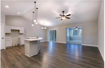 316 Evergreen Drive Property Photo 5