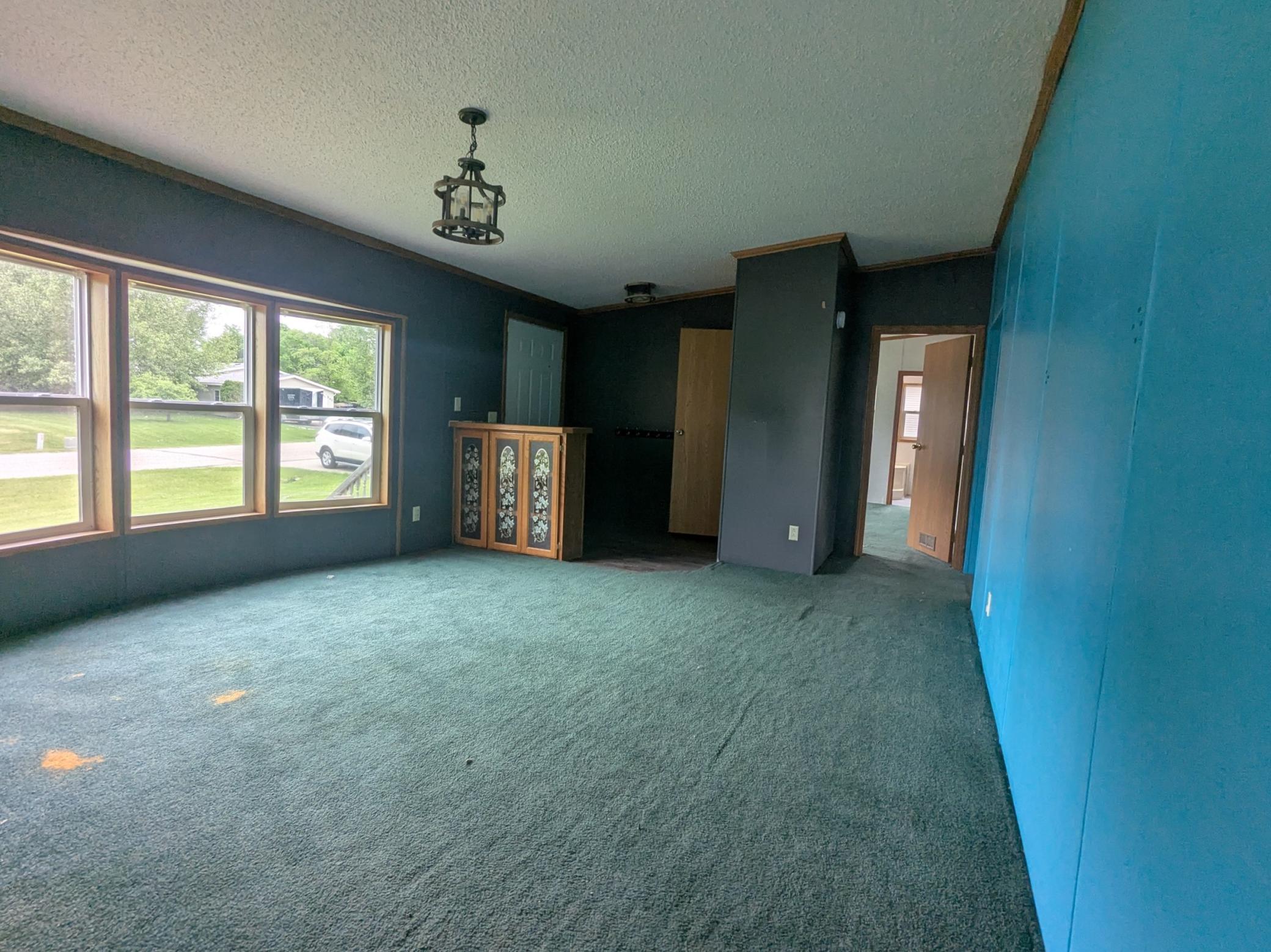 204 6th Street Property Photo 8