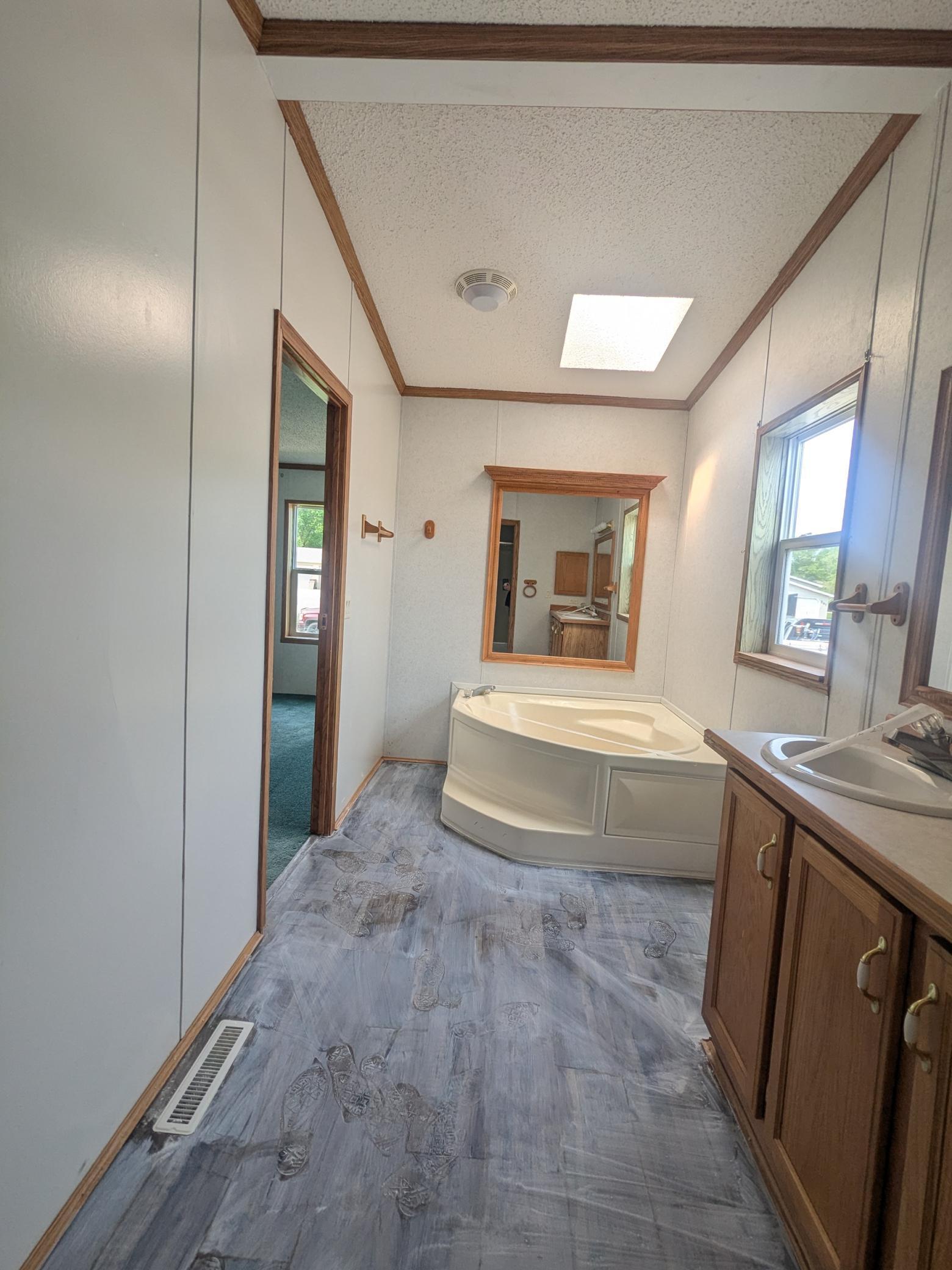 204 6th Street Property Photo 15