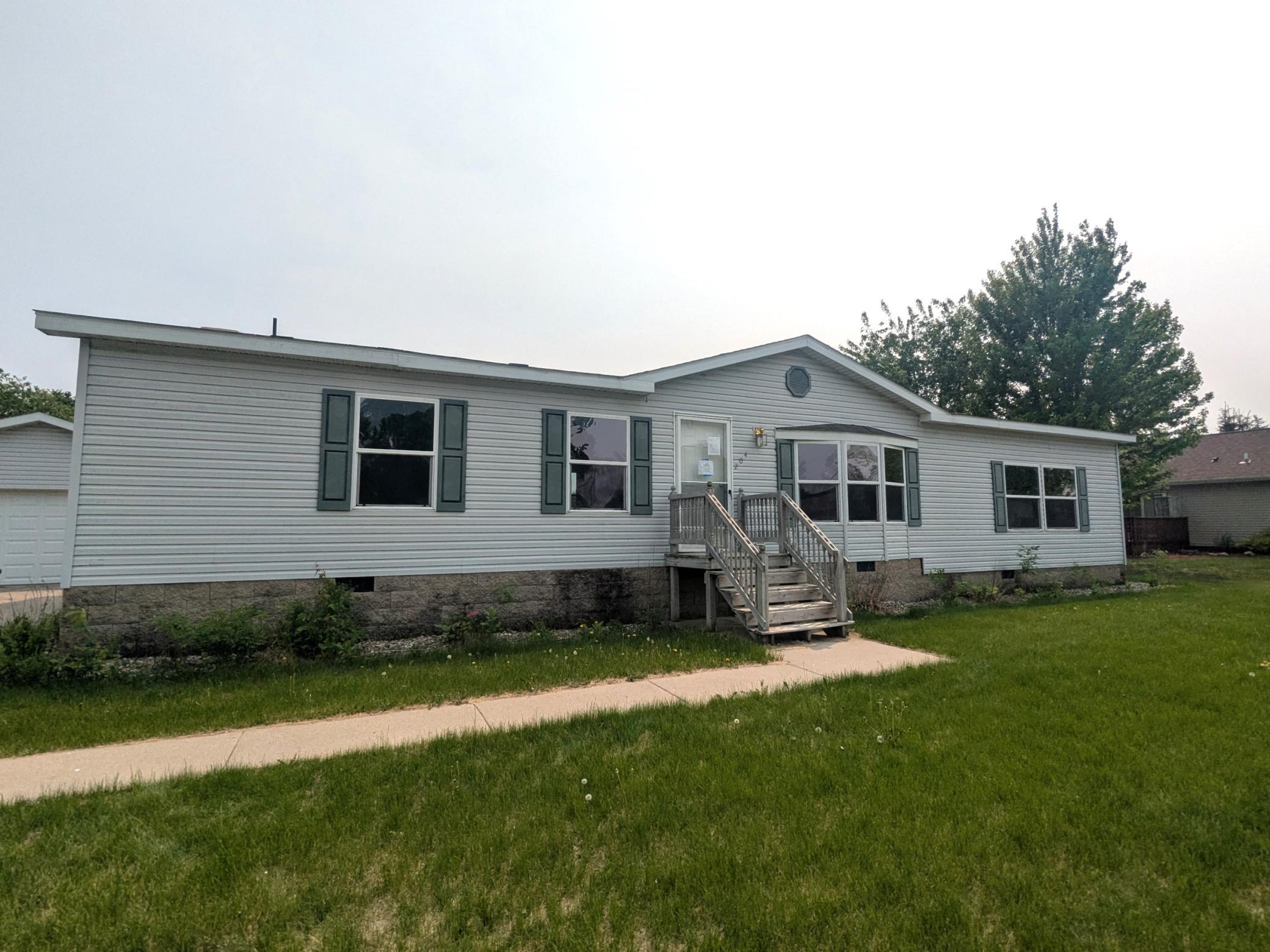 204 6th Street Property Photo 23
