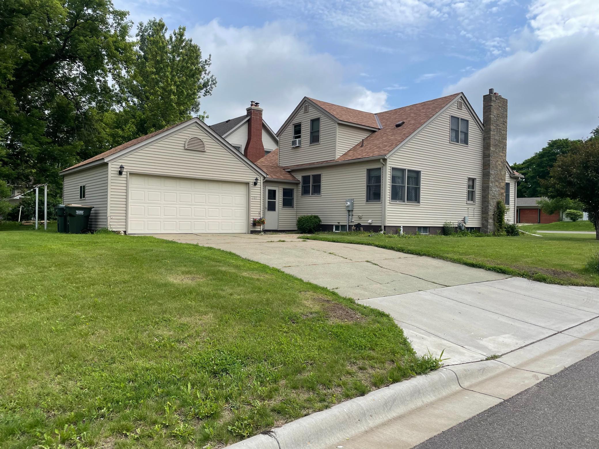 201 5th Street Property Photo 1