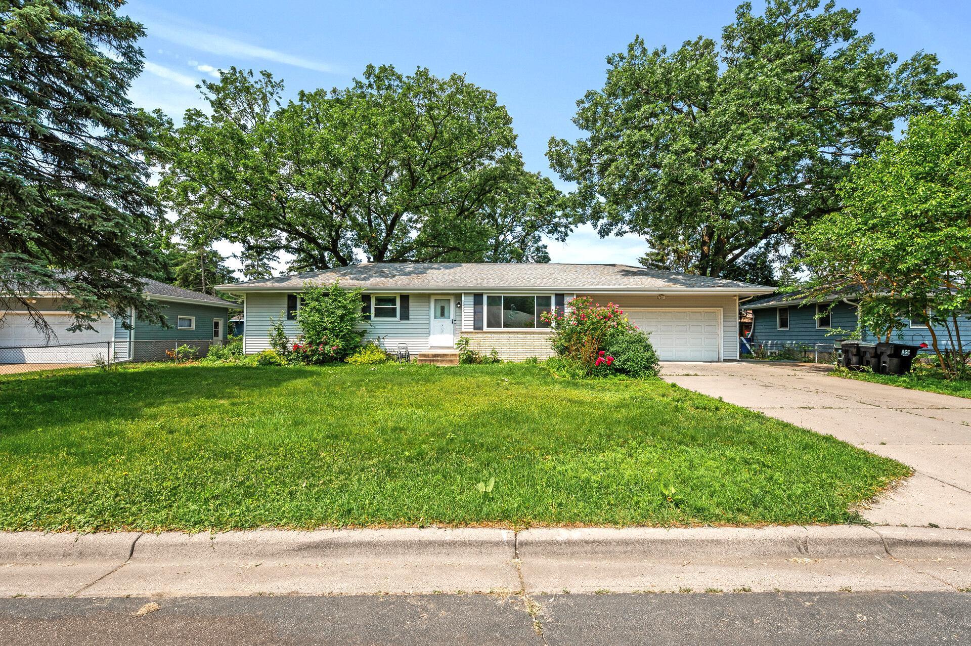 5239 Oconnell Drive Property Photo 1