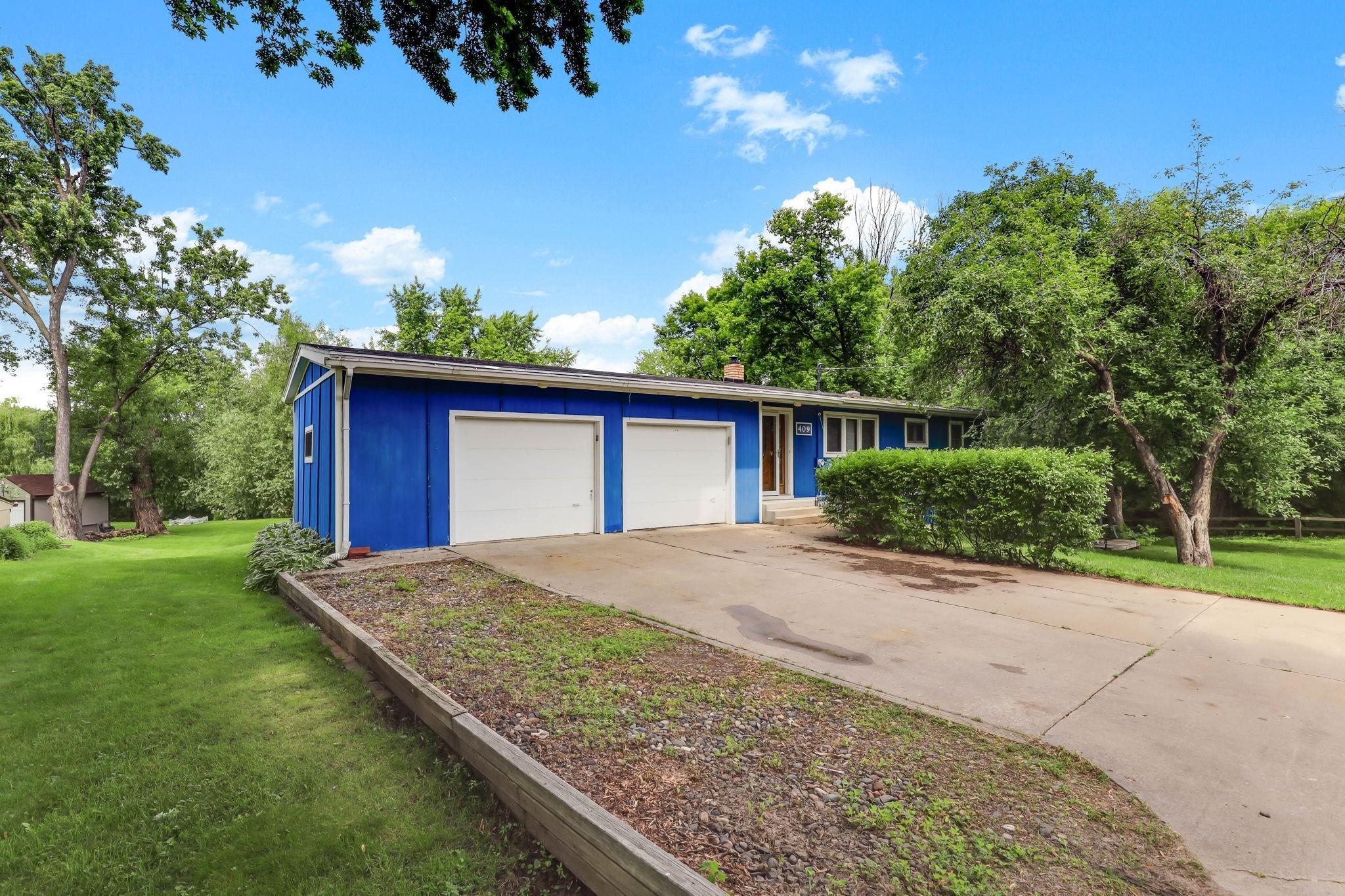 409 Riverview Drive Property Photo 1