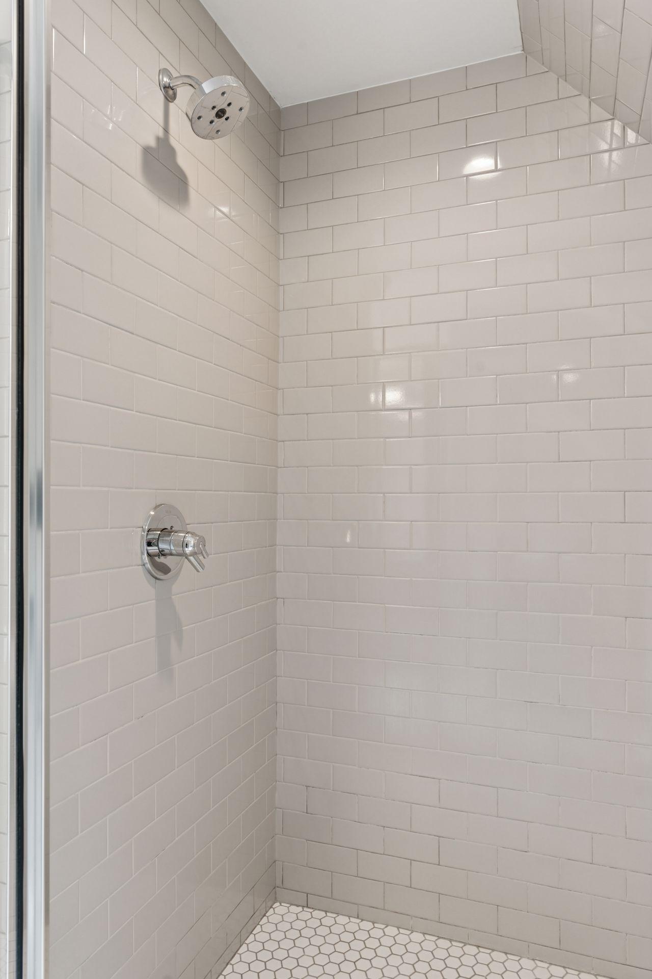 2820 Saint Louis Avenue Property Photo 29