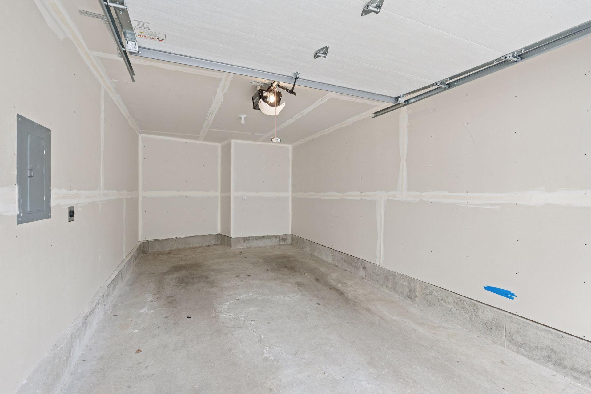 2820 Saint Louis Avenue Property Photo 41