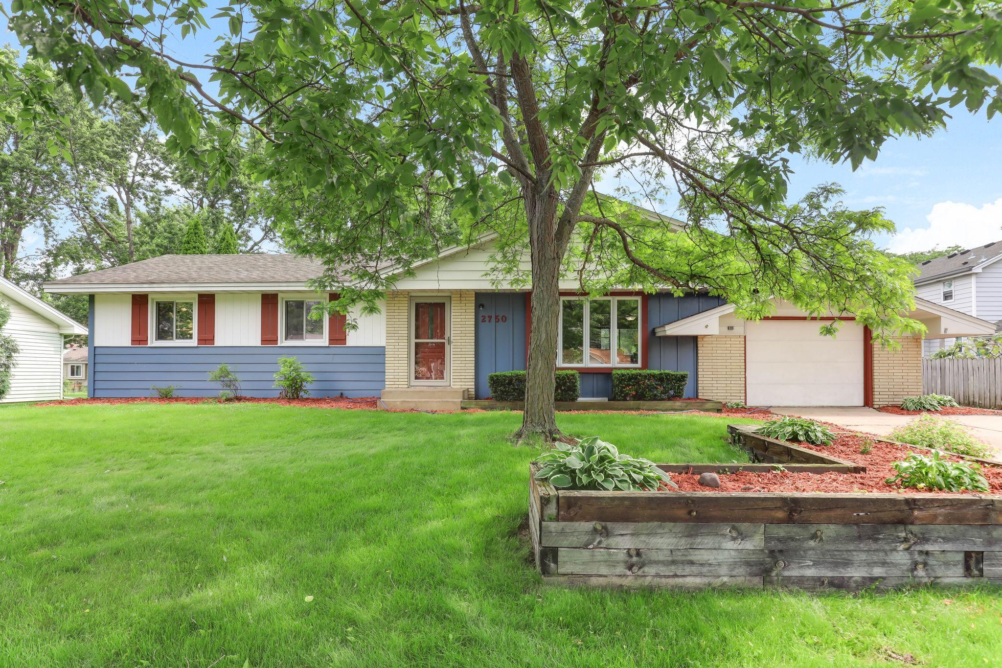 2750 121st Lane Property Photo 1