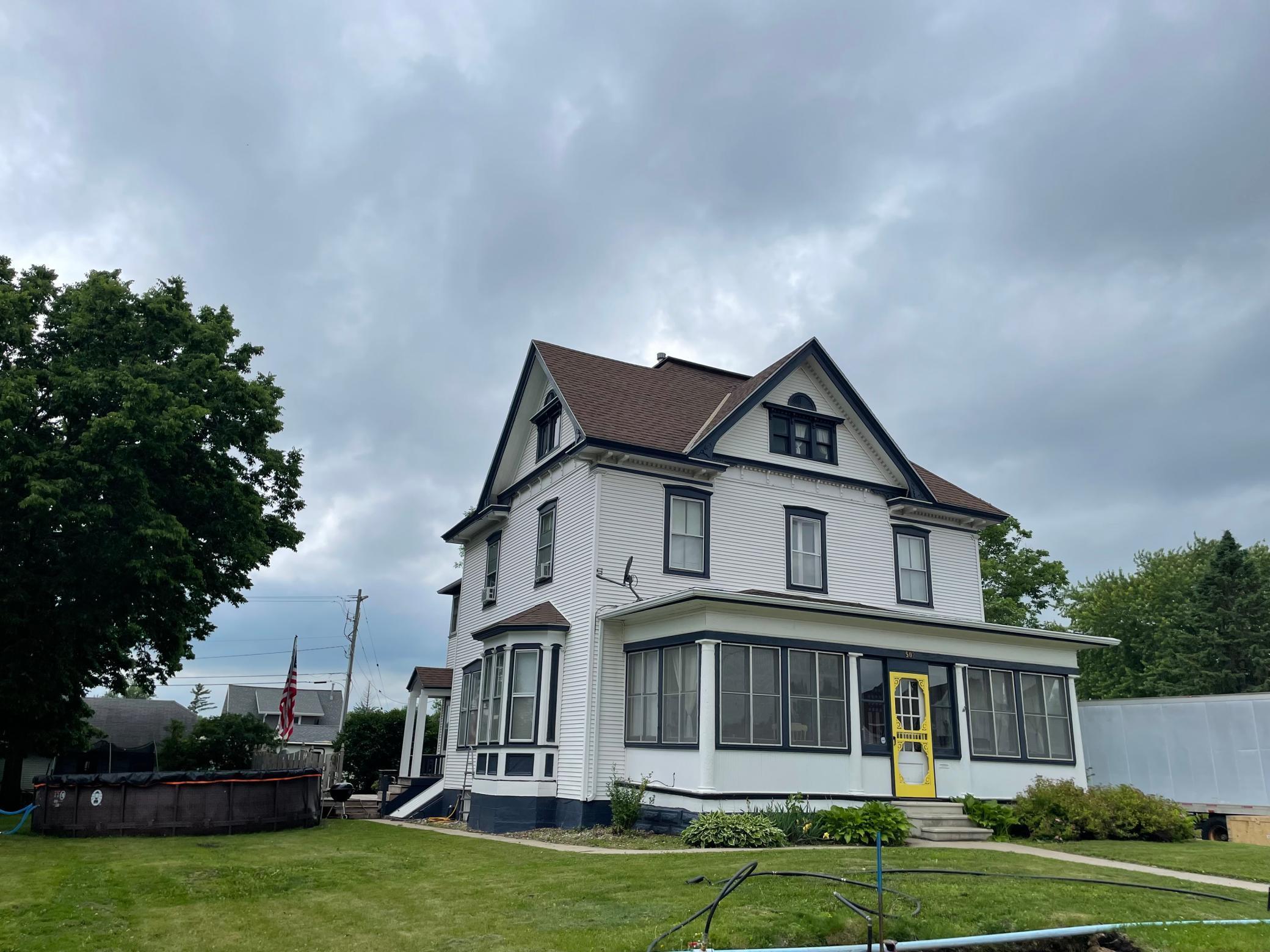 502 Pine Street Property Photo 1