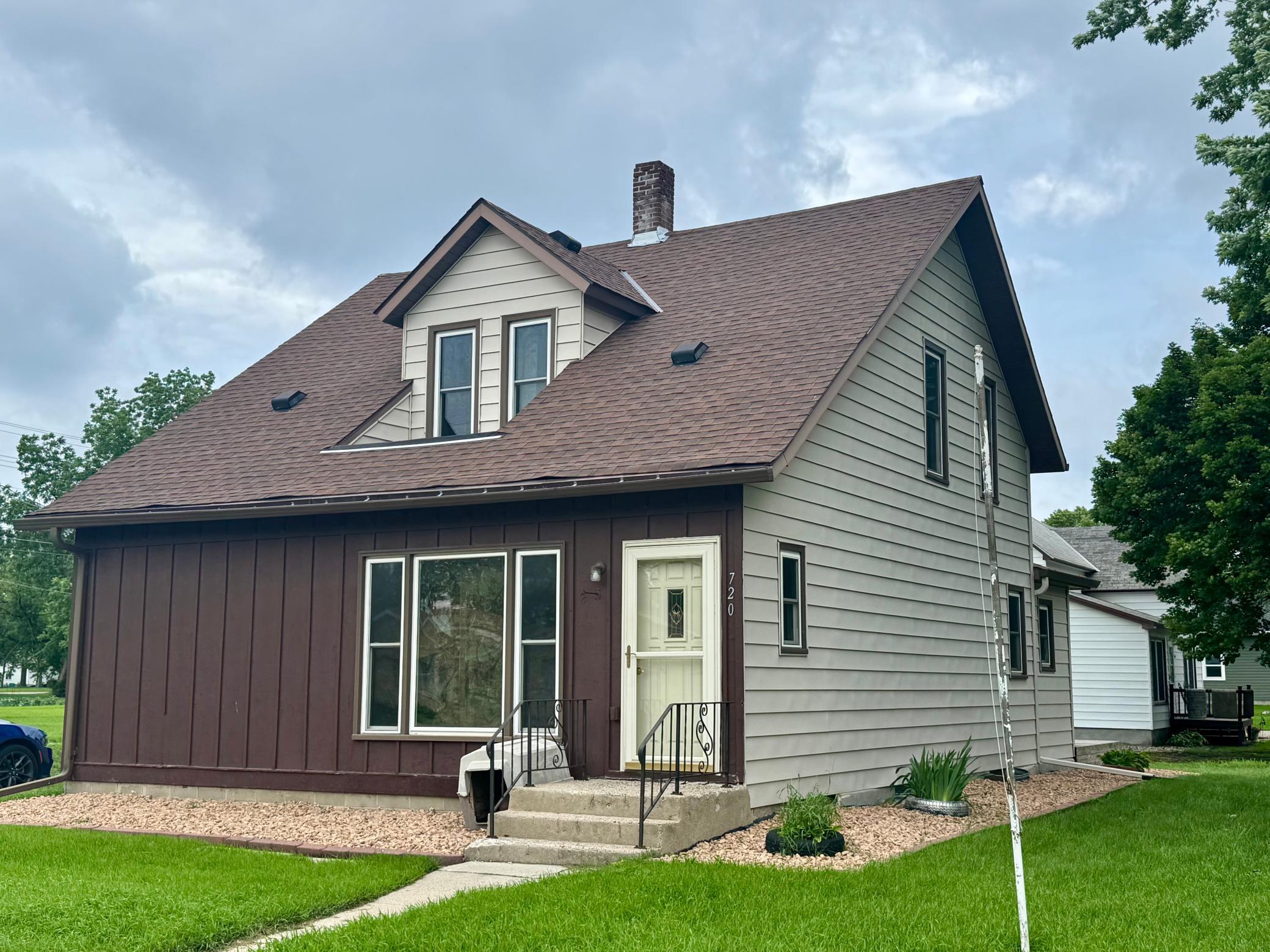 720 Fir Avenue Property Photo 1