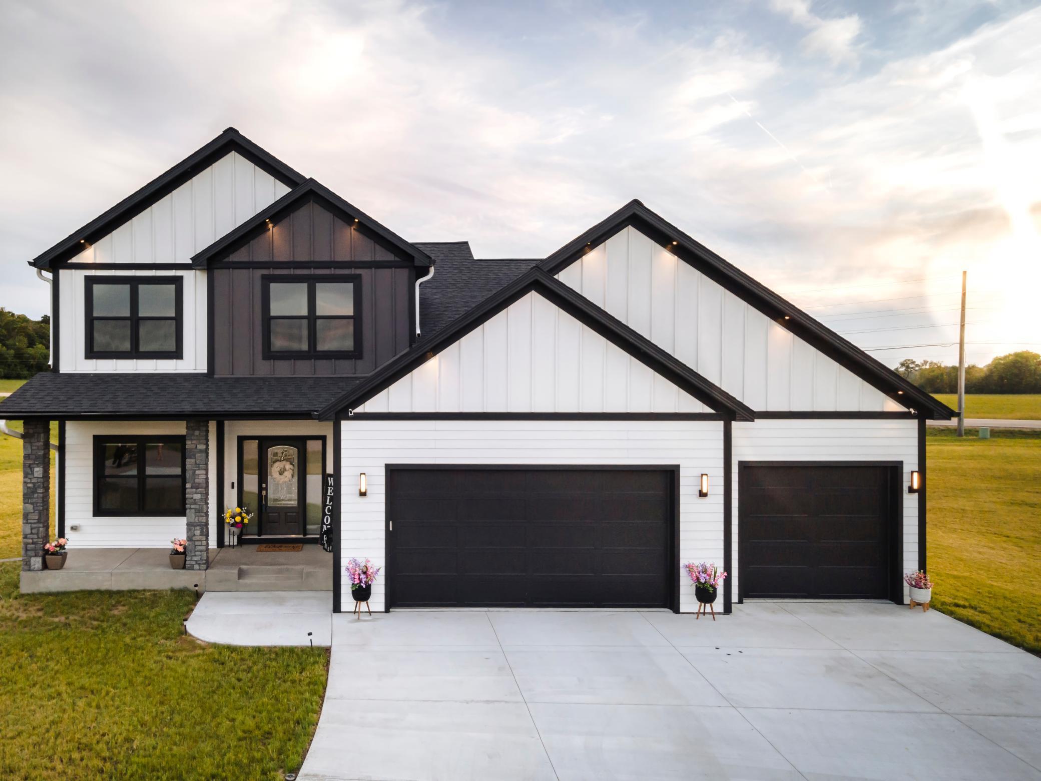 1205 Skyview Circle Property Photo 1