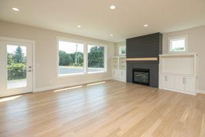 1945 Spruce Meadows Drive Se Property Photo 6