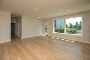 1945 Spruce Meadows Drive Se Property Photo 10