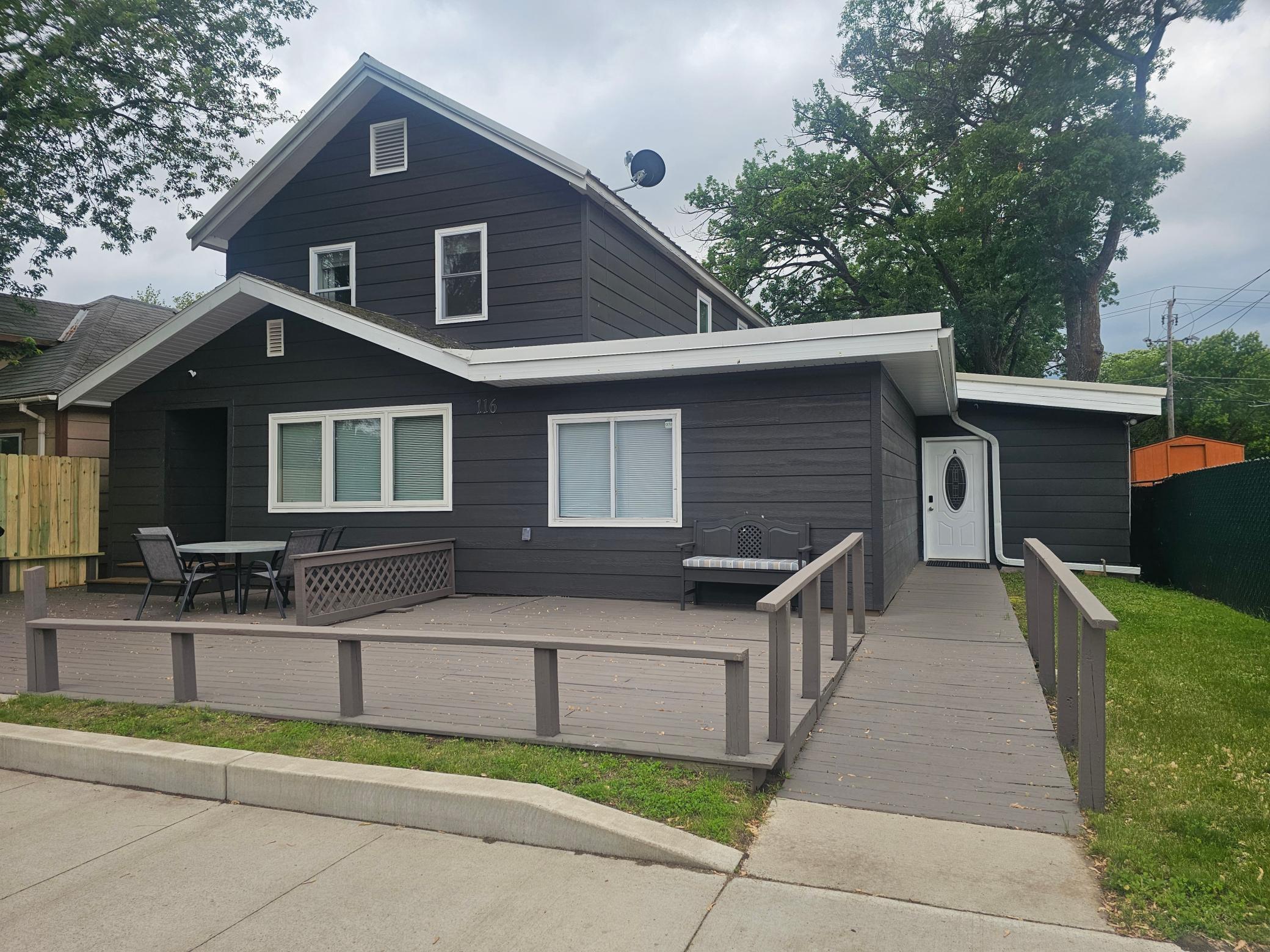 116 3rd Avenue Property Photo 1