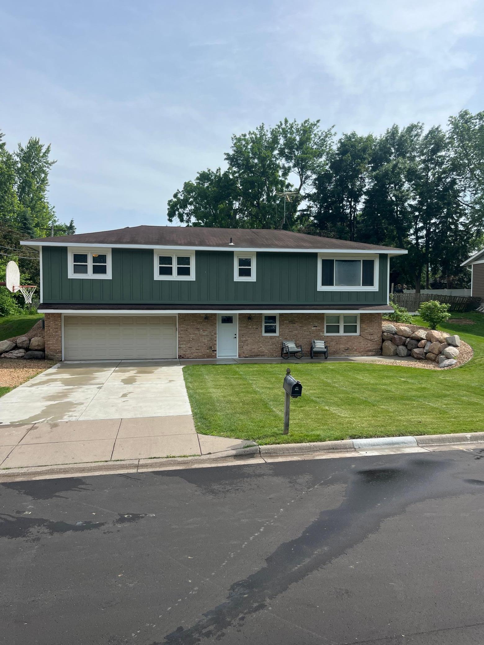 1307 20th Street Property Photo 1