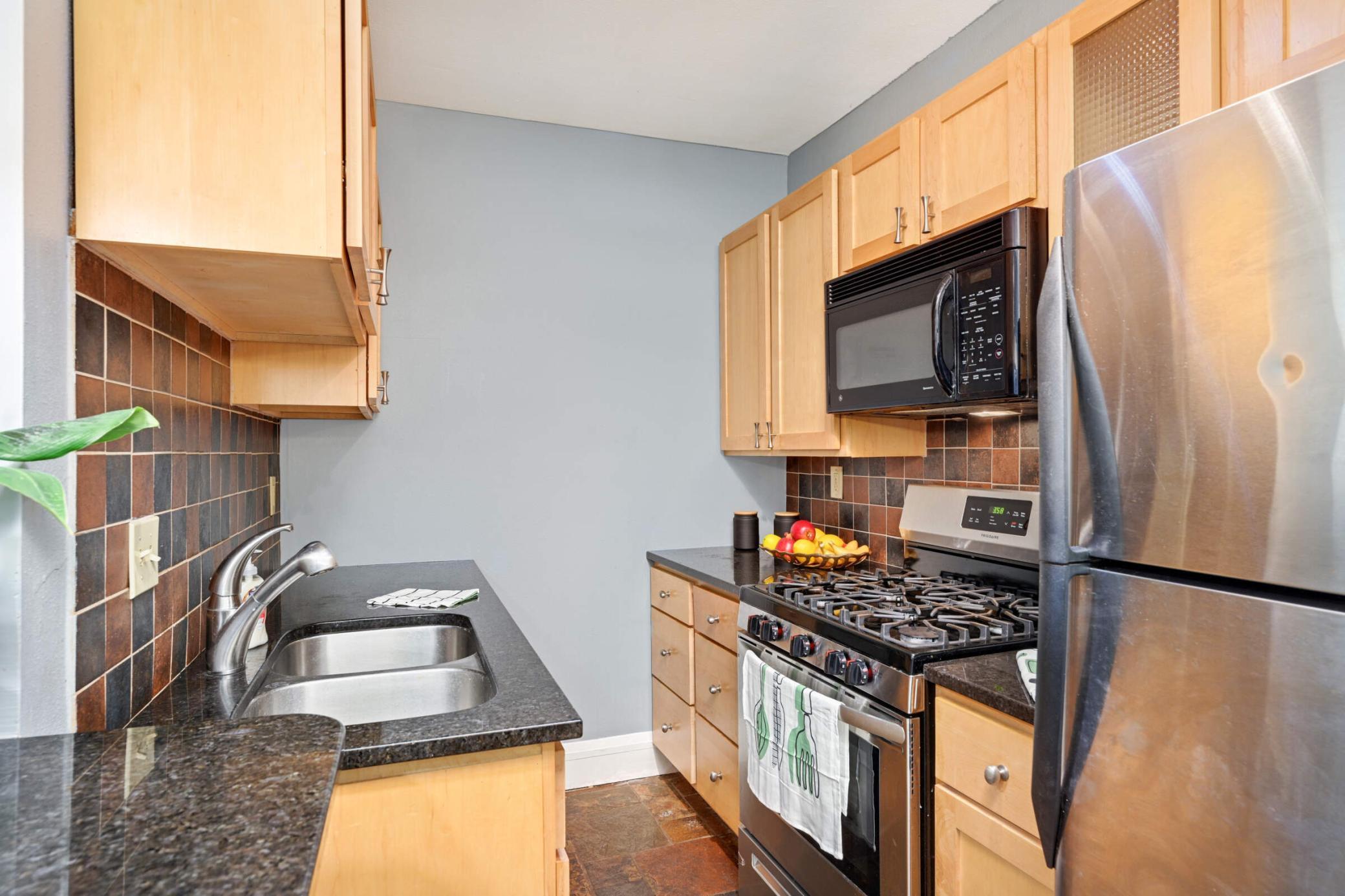 1820 1st Avenue 207 Property Photo 6