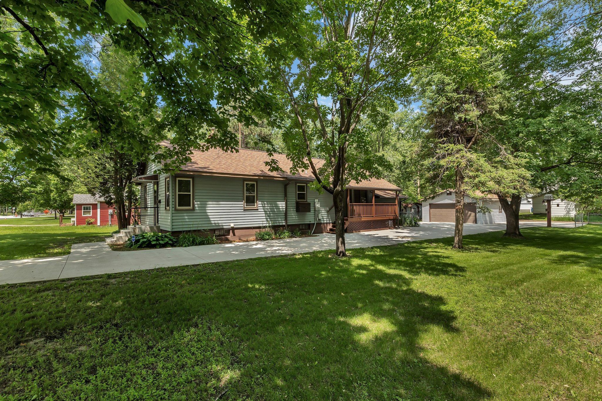 920 2nd Avenue Property Photo 1