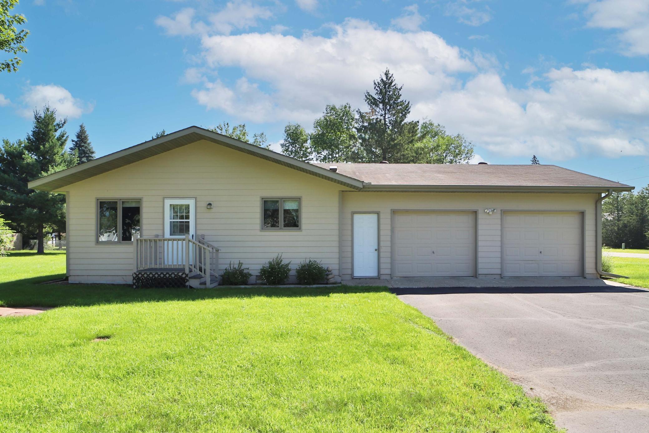 80 6th Avenue Property Photo 1
