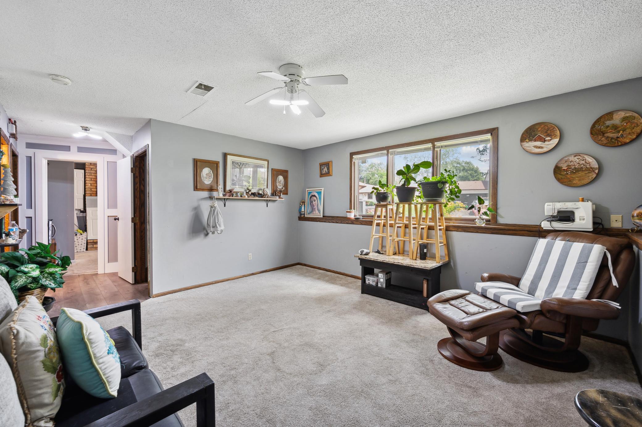1613 Lyn Curve Avenue Property Photo 15