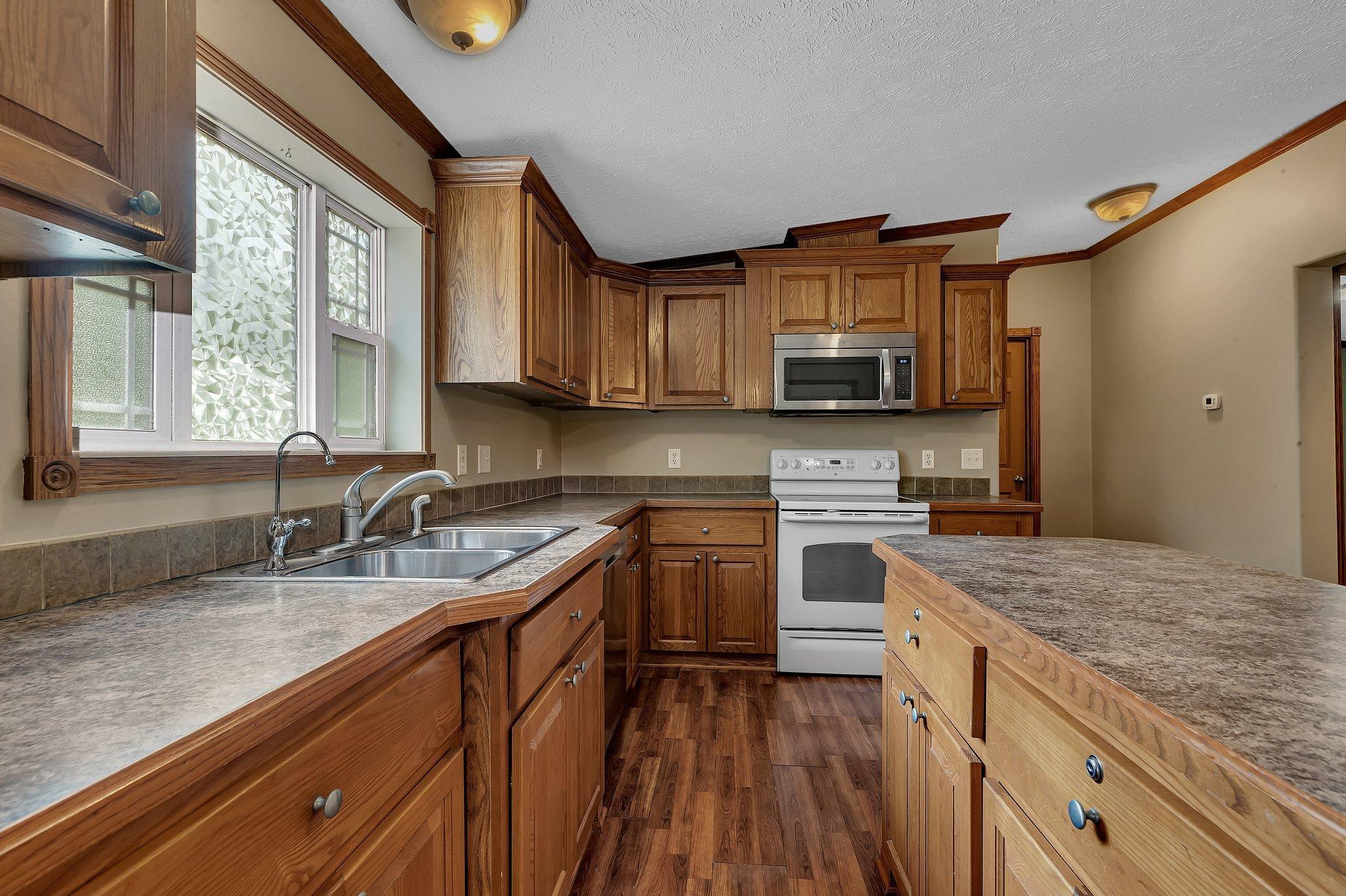 27331 Honey Hill Road Property Photo 5