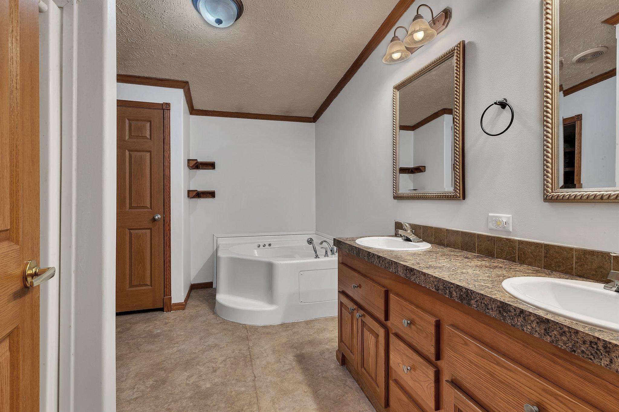 27331 Honey Hill Road Property Photo 17