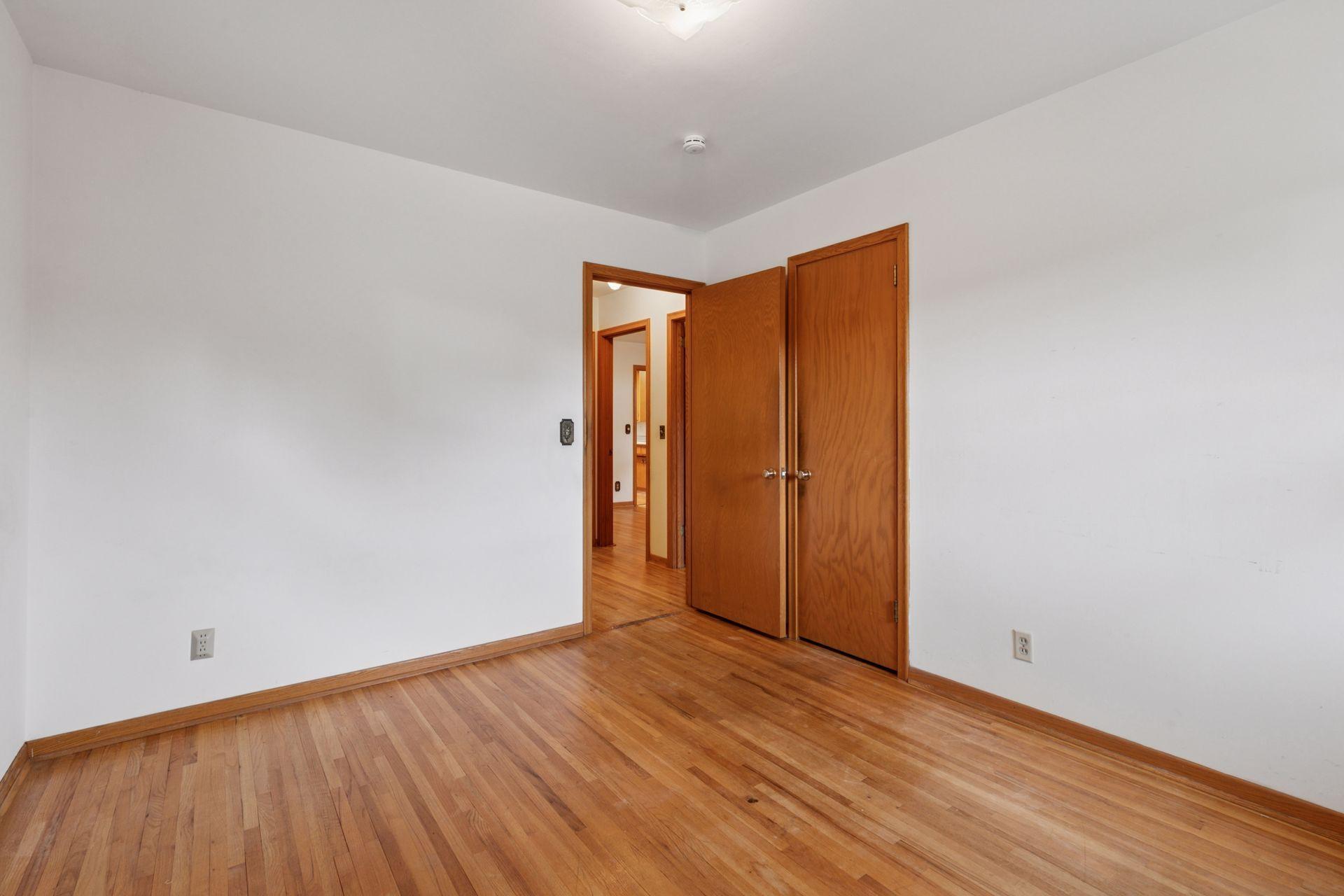 5001 W 108th Street Property Photo 24
